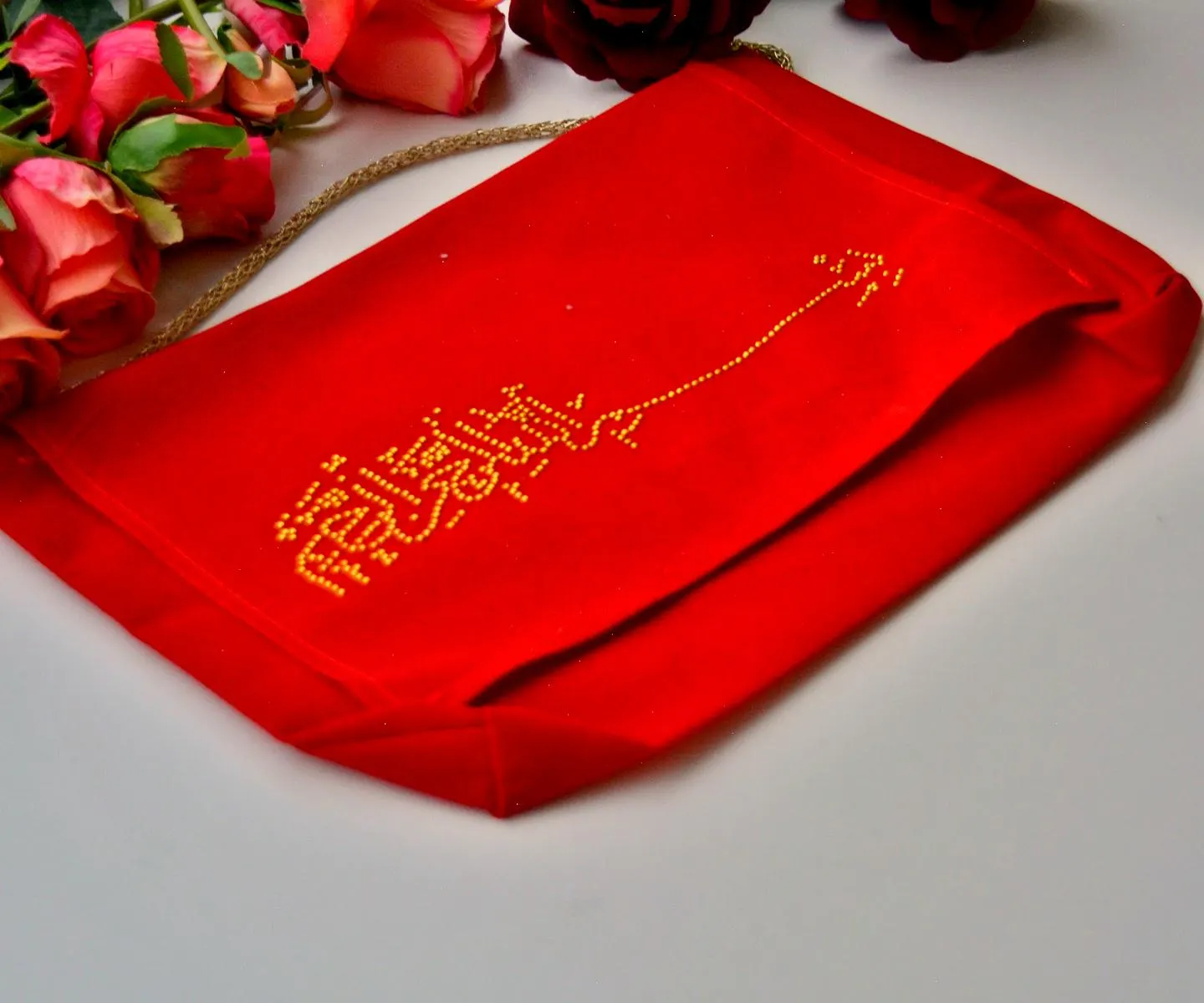 Red Quran Case, Velvet Quran Book Sleeve, Besmele Kuran Protector Bag 22 * 32 cm - image 4