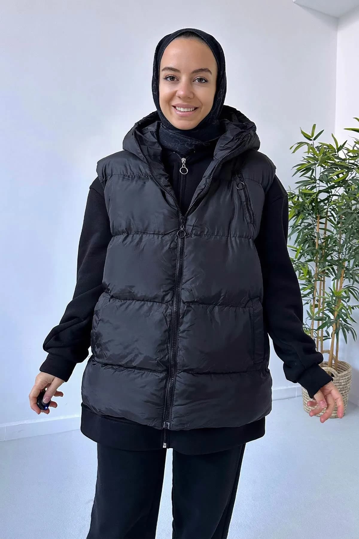 Lightweight Black Puffer Vest with Hood for Women - Winter Warm Sleeveless Jacket - Stylish Casual Outerwear for Cold Weather,(KH-1471) - image 3