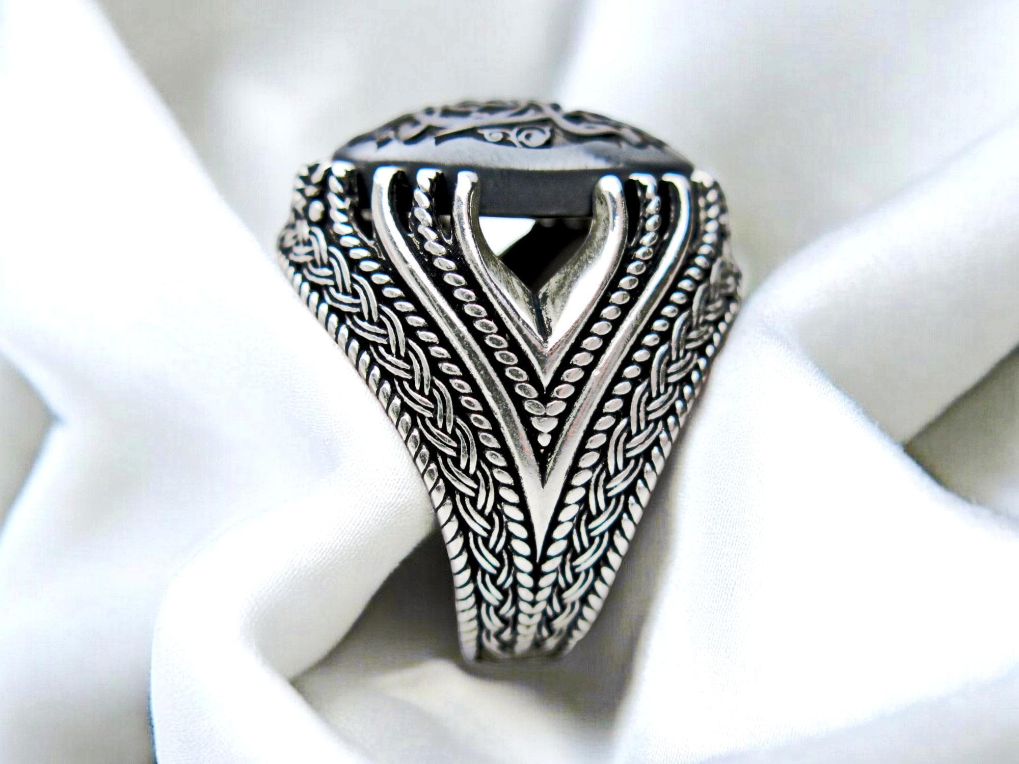 Engraved Hematite Sterling Silver 925 Man Ring: Islamic Prayers