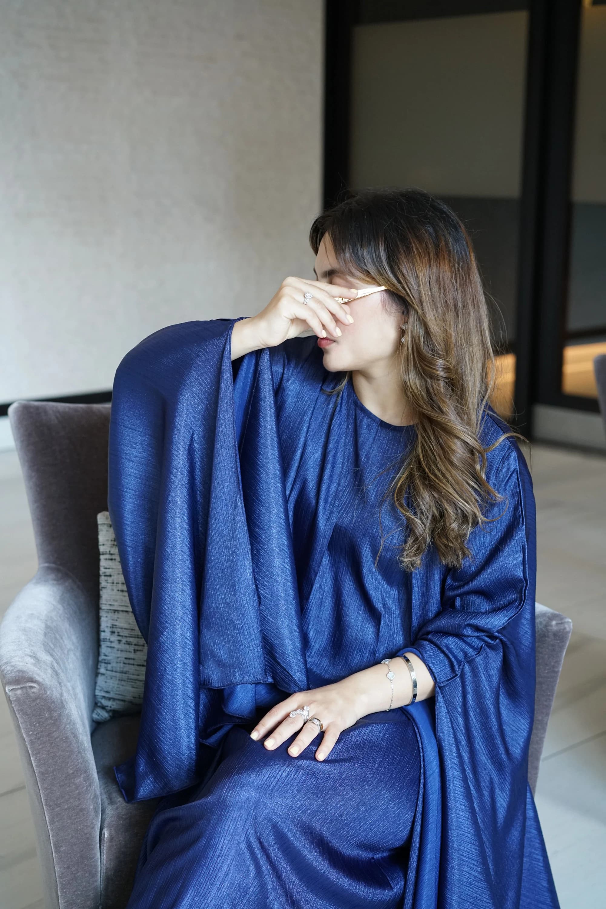 Luxe Blue Satin Abaya – Modest Eid Party Dress with Hijab | Wedding | ramadhan - image 3
