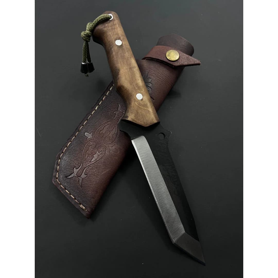 Handmade Full Tang Gut Hook Knife: Custom Engraved Hunting Knife