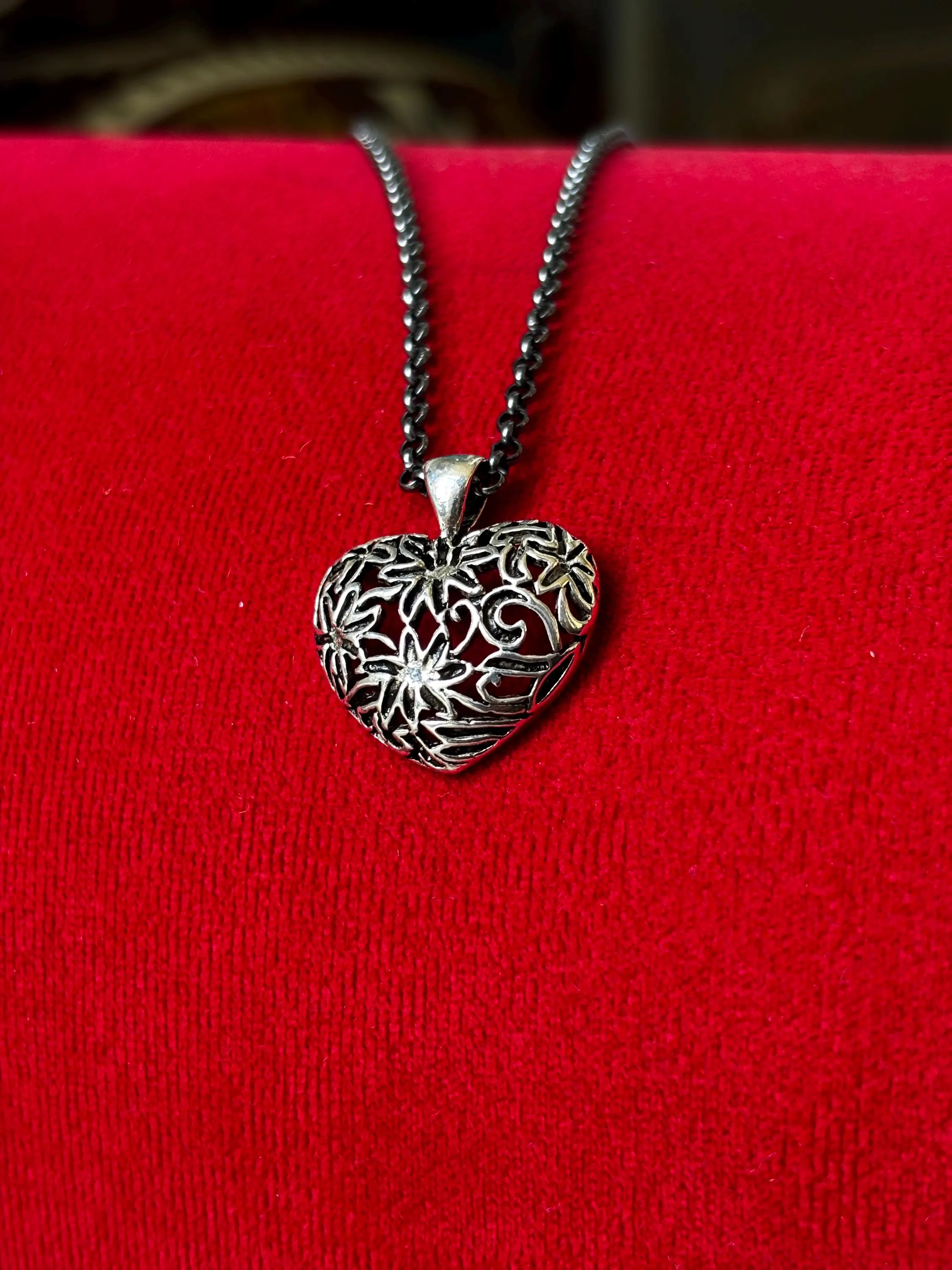 Sterling Silver Floral Heart Necklace, Personalized Filigree Flower Pendant, Oxidized Romantic Jewelry