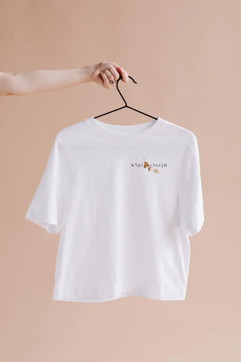 T-Shirt „Kahvhenelim“ – Türkisches Kaffeeliebe-Design | Unisex Shirt | Lustig & stilvoll | Geschenk für Kaffee-Fans