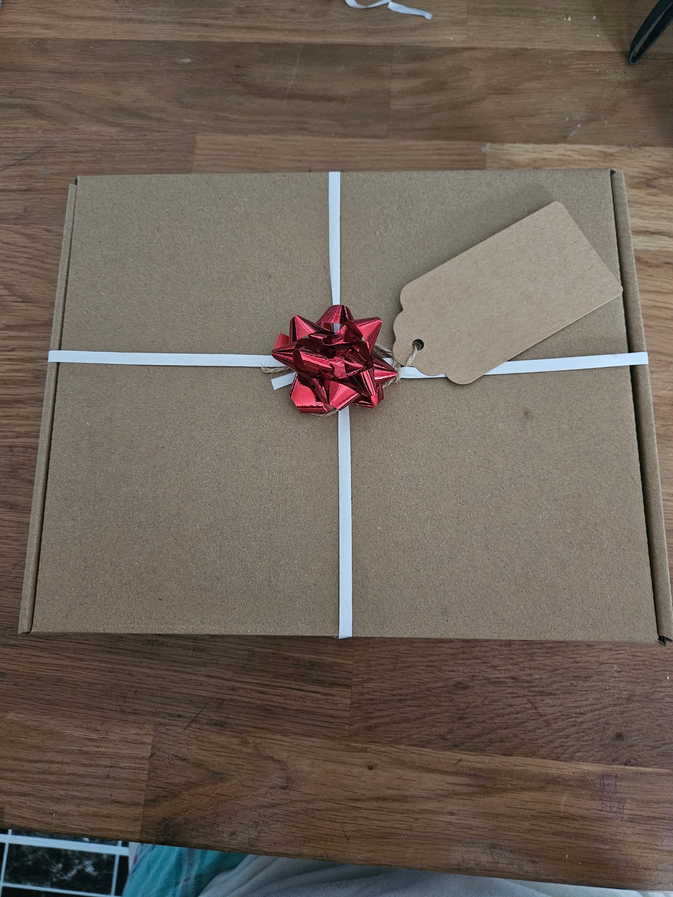 Congratulations on your divorce | Divorce gifts | You're divorced | Divorced gift box | Divorced sweet treats | Divorce hamper | Celebration