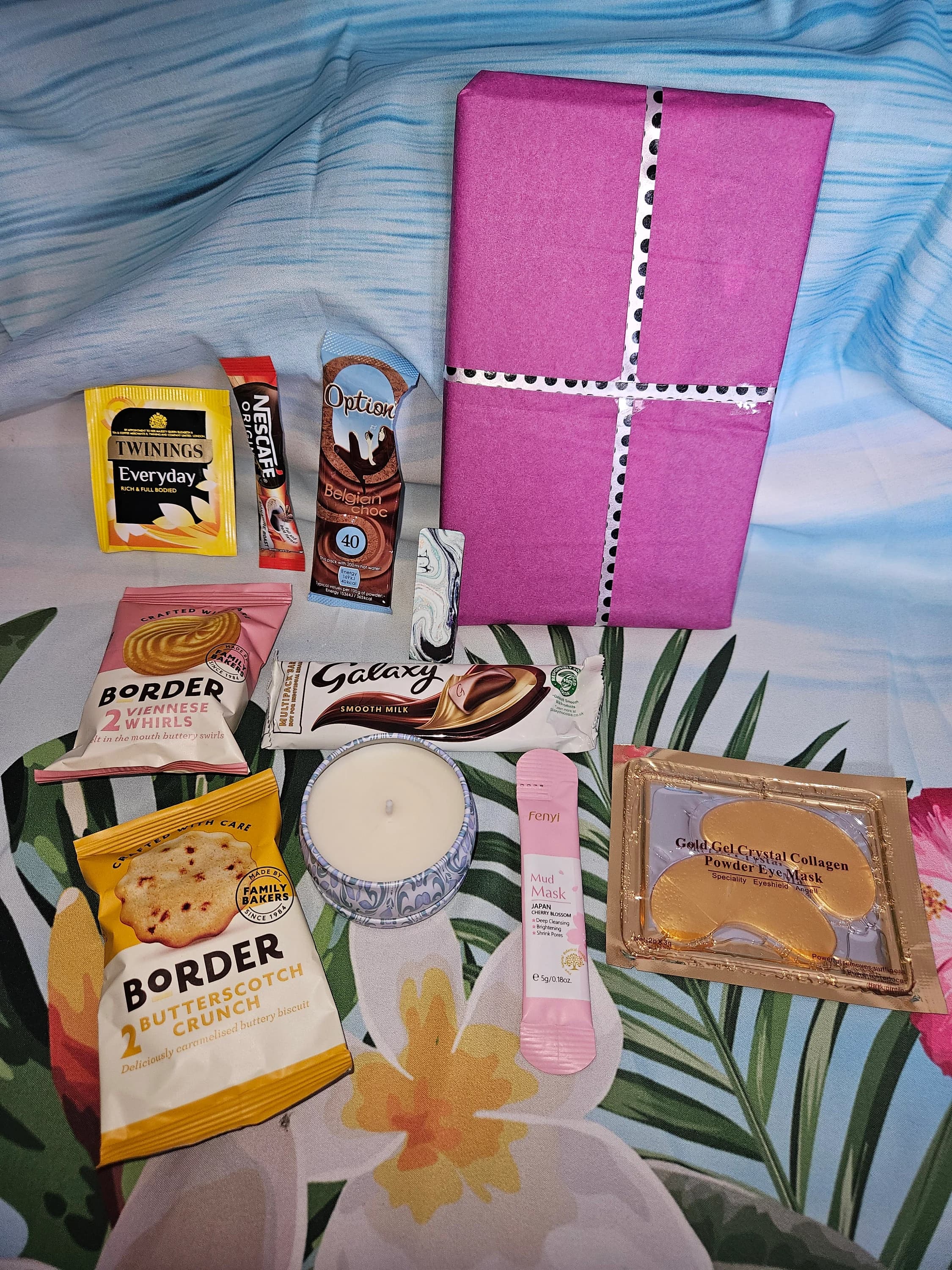 Ladies Night in with a book | Pamper Night | Book Club Night | Spa Night in | Relaxation Kit | Ladies Book and Pamper Night in | Self care - image 4