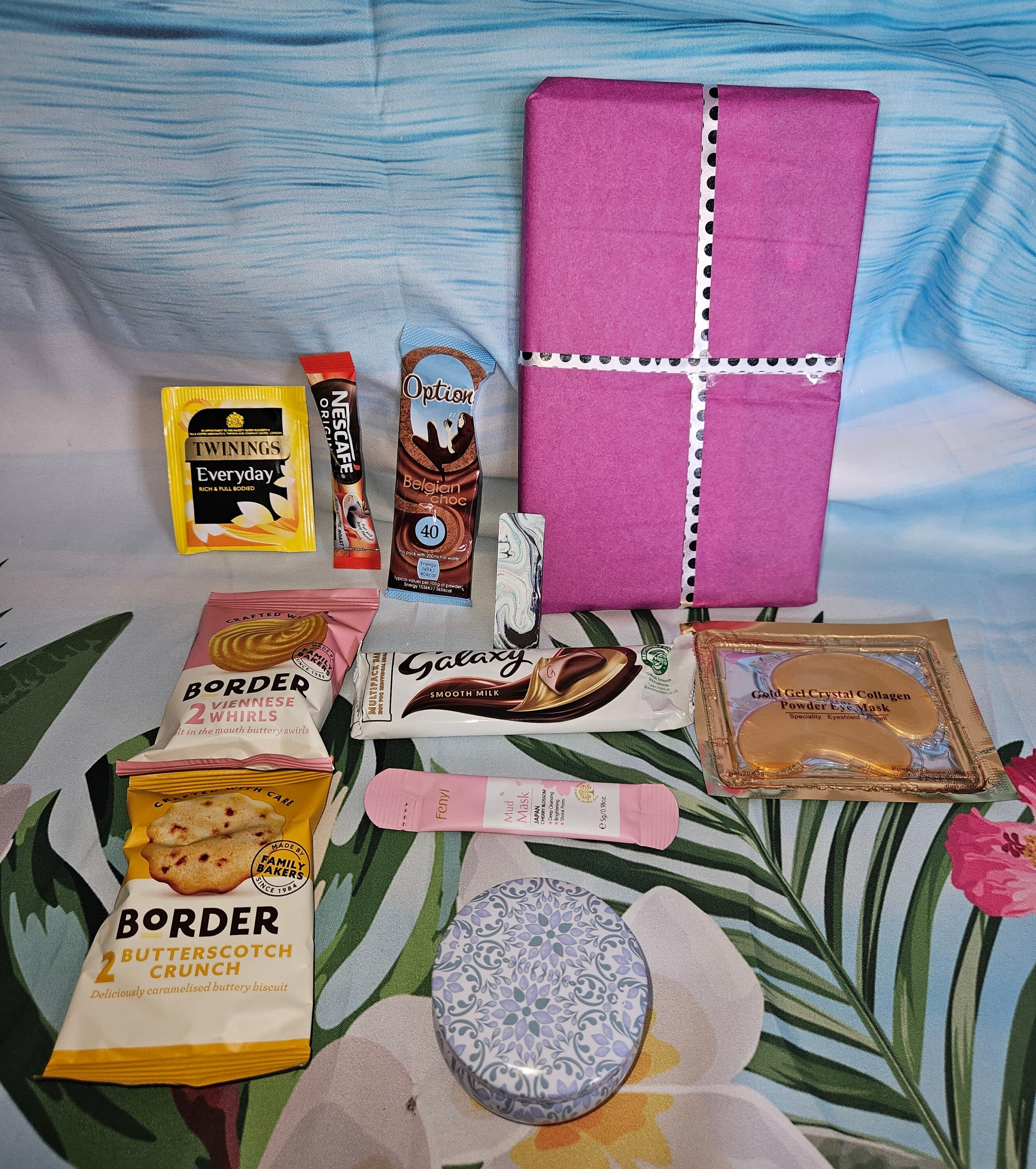 Ladies Night in with a book | Pamper Night | Book Club Night | Spa Night in | Relaxation Kit | Ladies Book and Pamper Night in | Self care