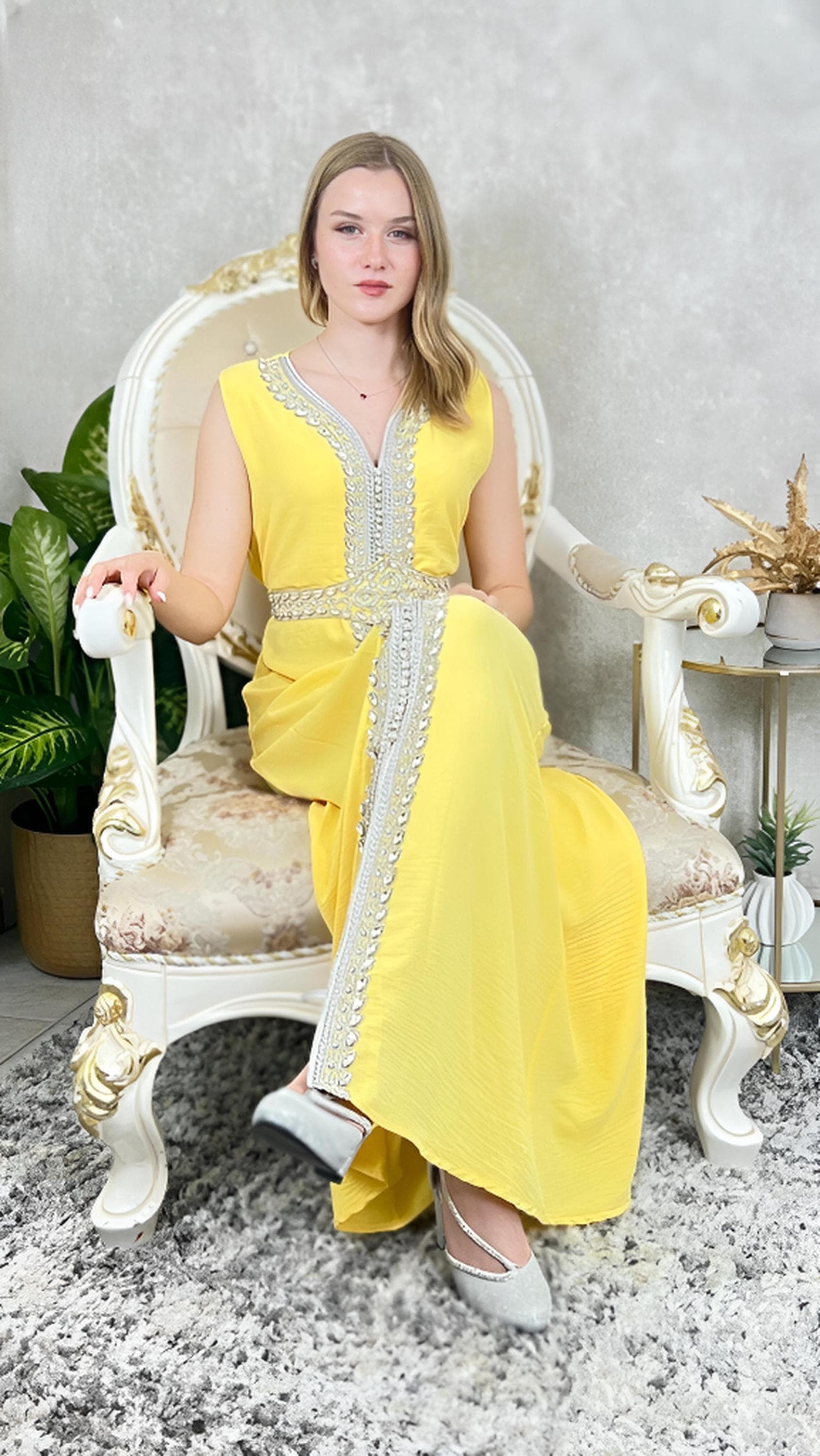 Kaftan Balkies mit Abaya, gelb, Trompetenärmel, Gürtel, silber Stickerei, Abendkleid, Hochzeitsdress, Verlobung, Hennakleid, Festkleid - image 4