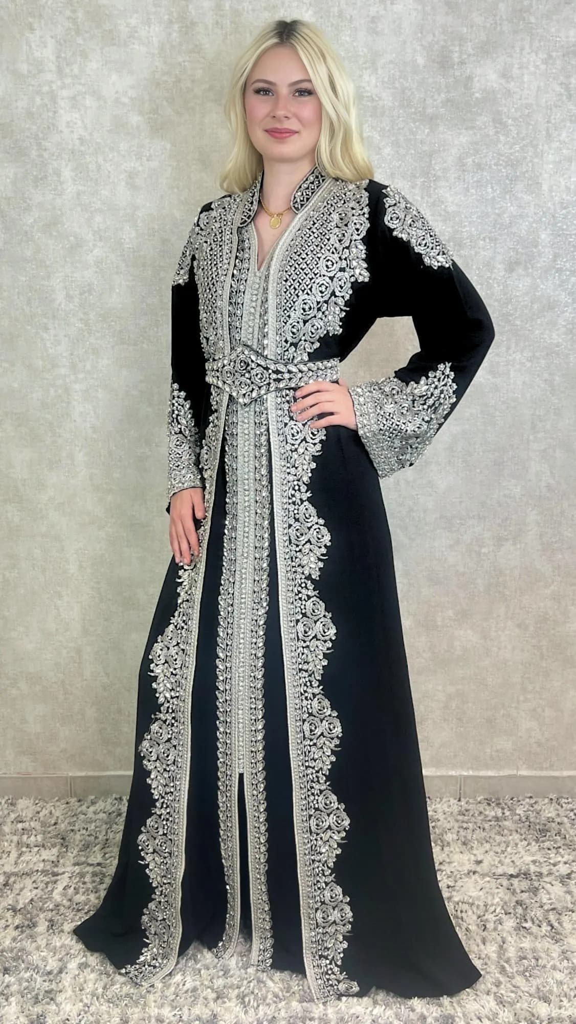 Kaftan Balkies mit Abaya, schwarz, Trompetenärmel, Gürtel, silber Stickerei, Abendkleid, Hochzeitsdress, Verlobung, Hennakleid, Festkleid - image 5
