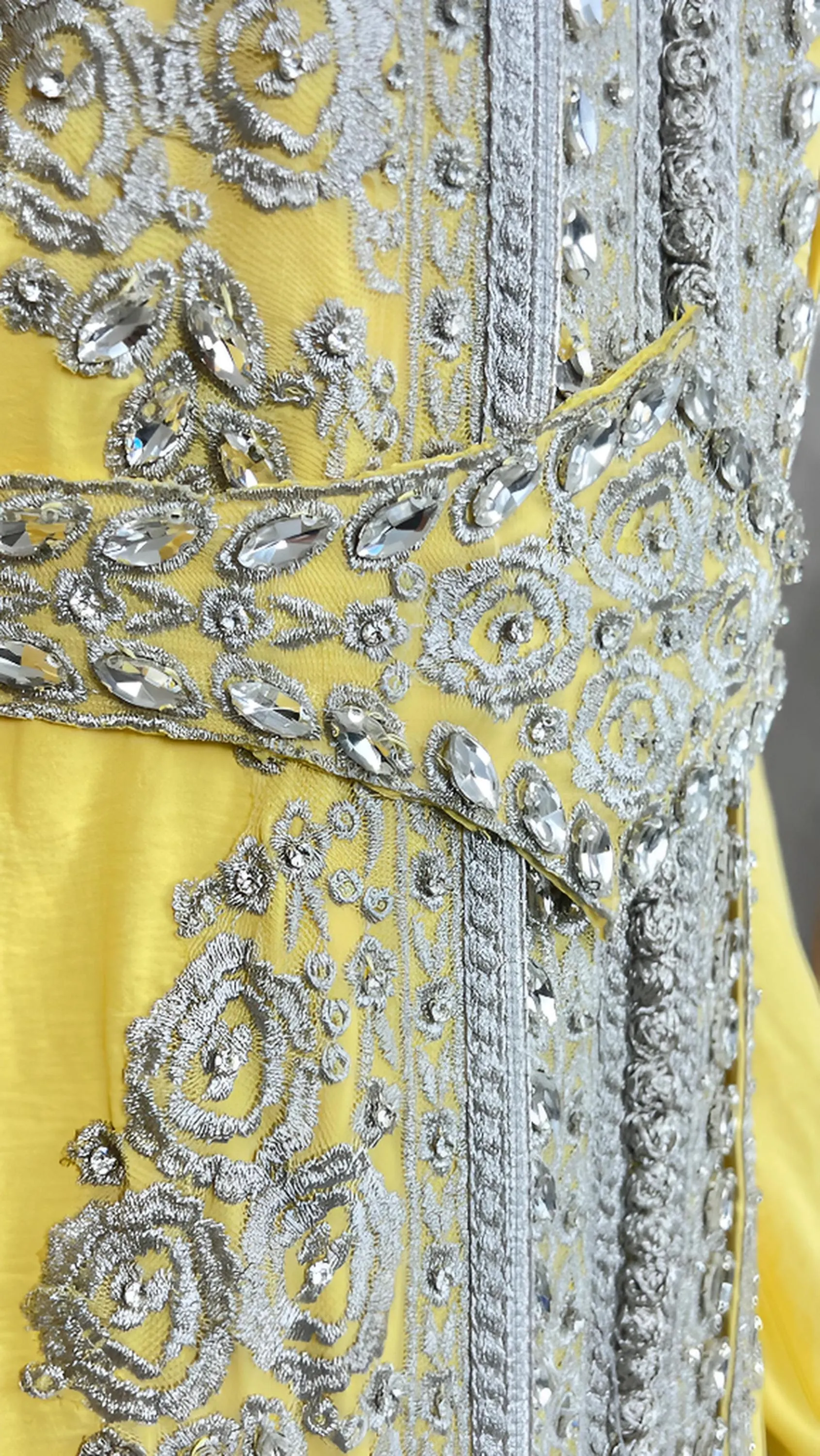 Kaftan Balkies mit Abaya, gelb, Trompetenärmel, Gürtel, silber Stickerei, Abendkleid, Hochzeitsdress, Verlobung, Hennakleid, Festkleid - image 2