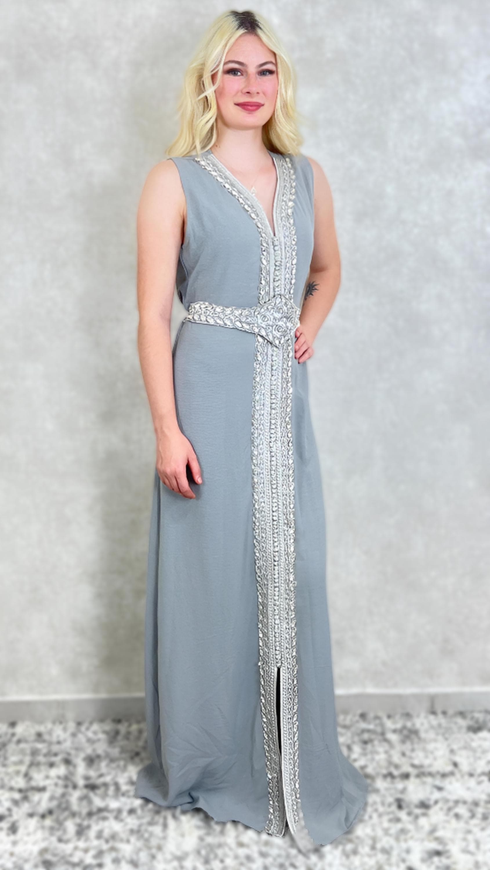 Kaftan Balkies mit Abaya, silbergrau, Trompetenärmel, Gürtel, silber Stickerei, Abendkleid, Hochzeitsdress, Verlobung, Hennakleid,Festkleid - image 5