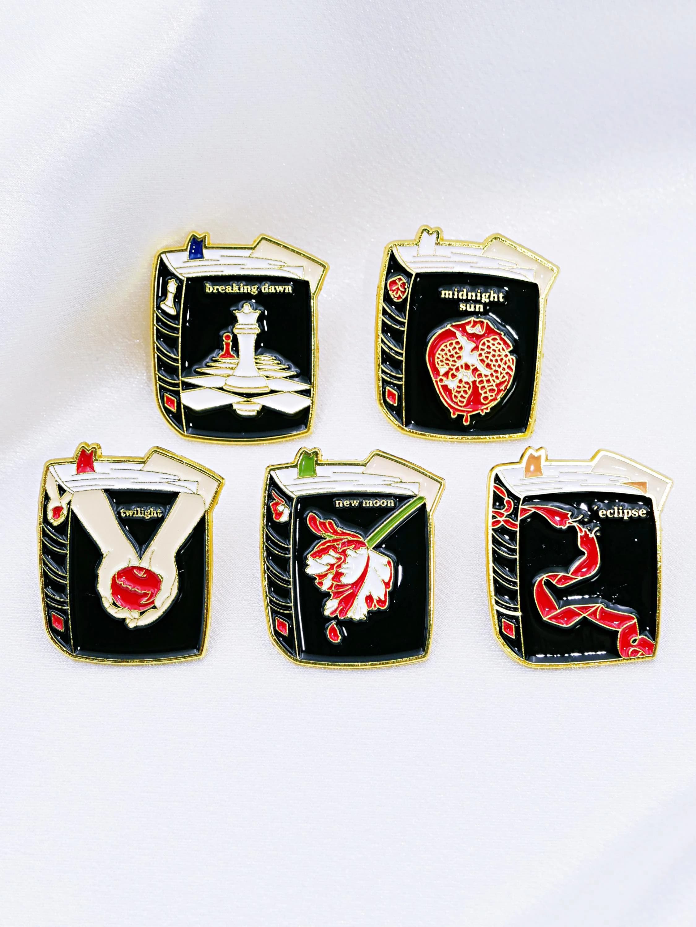 Twilight Enamel Pin / Book Series Enamel Pin Set / Lapel Pin - image 4