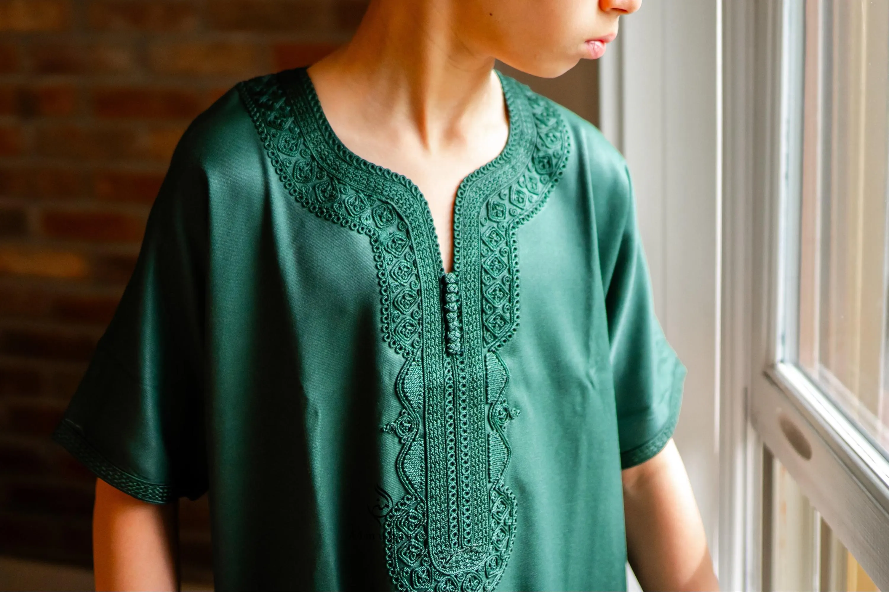 Kids Moroccan Gandoura – Elegant & Authentic Traditional Wear- Available in Different Colors