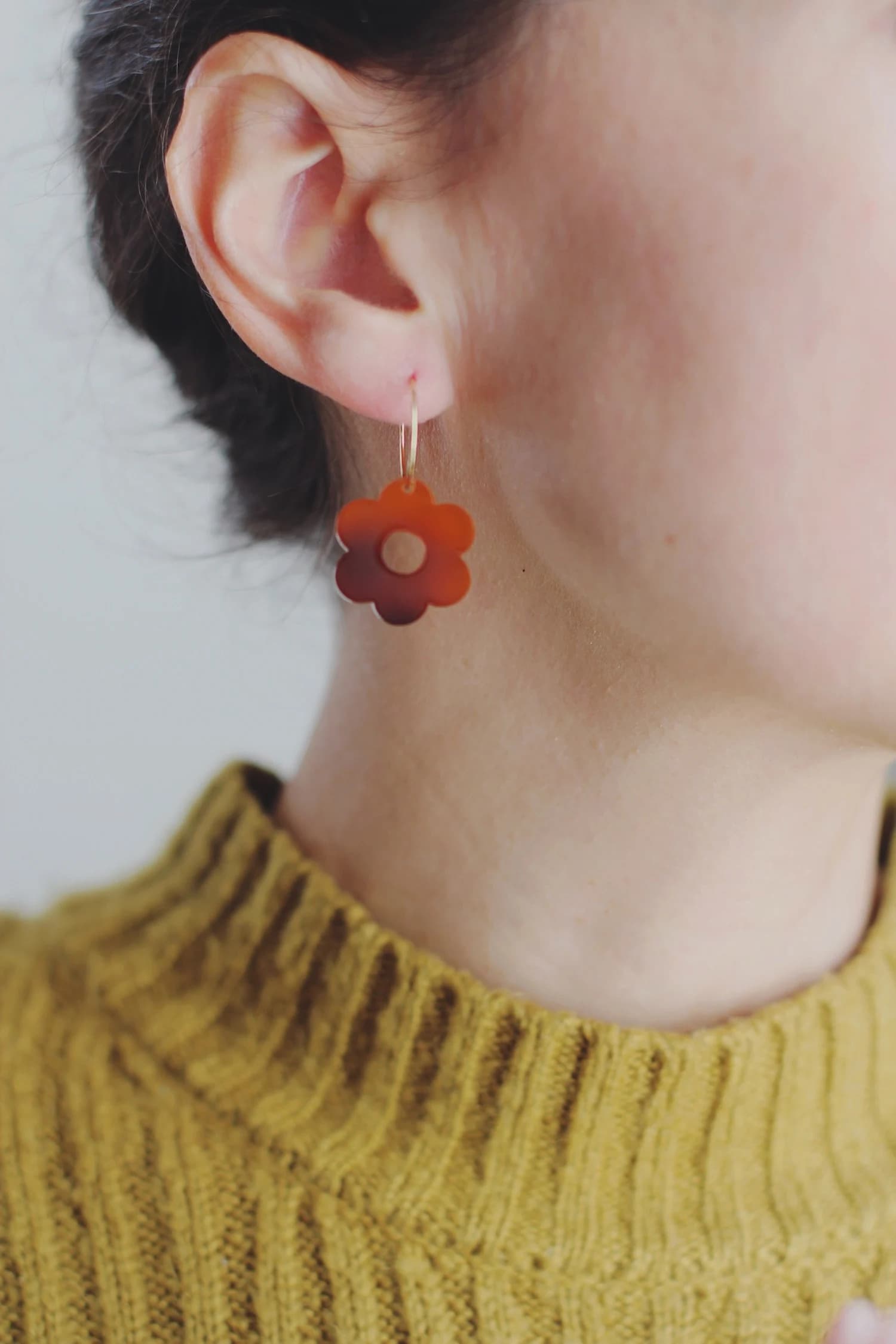 Daisy Flower Acrylic Earrings | Daisy Earrings | Flower Earrings | Minimalist Earrings | Modern Jewelry | Acrylic Earrings - image 3