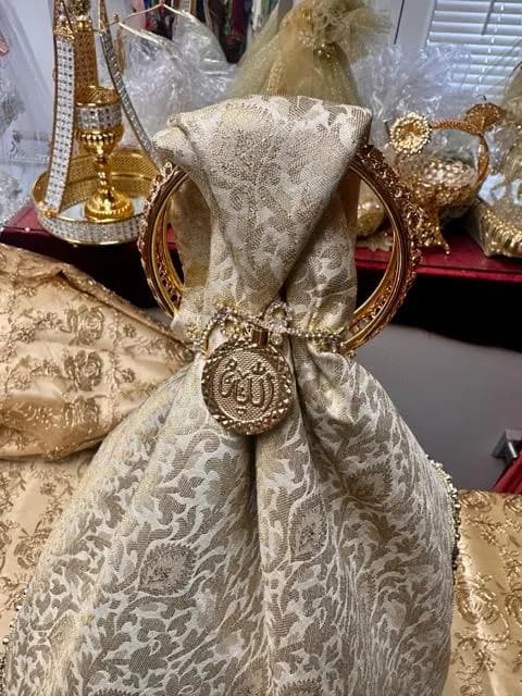 Elegant Afghan Wedding & Engagement Centerpiece | Muslim Wedding Table Display | Luxury Gold Embroidered Cover - image 4