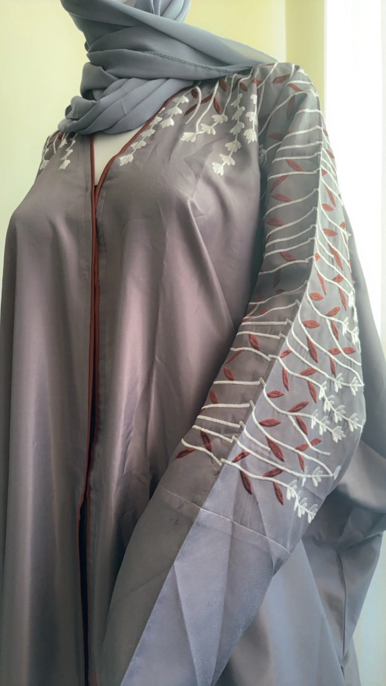 Grey Batwing Abaya with Floral Embroidery, Hijab Included