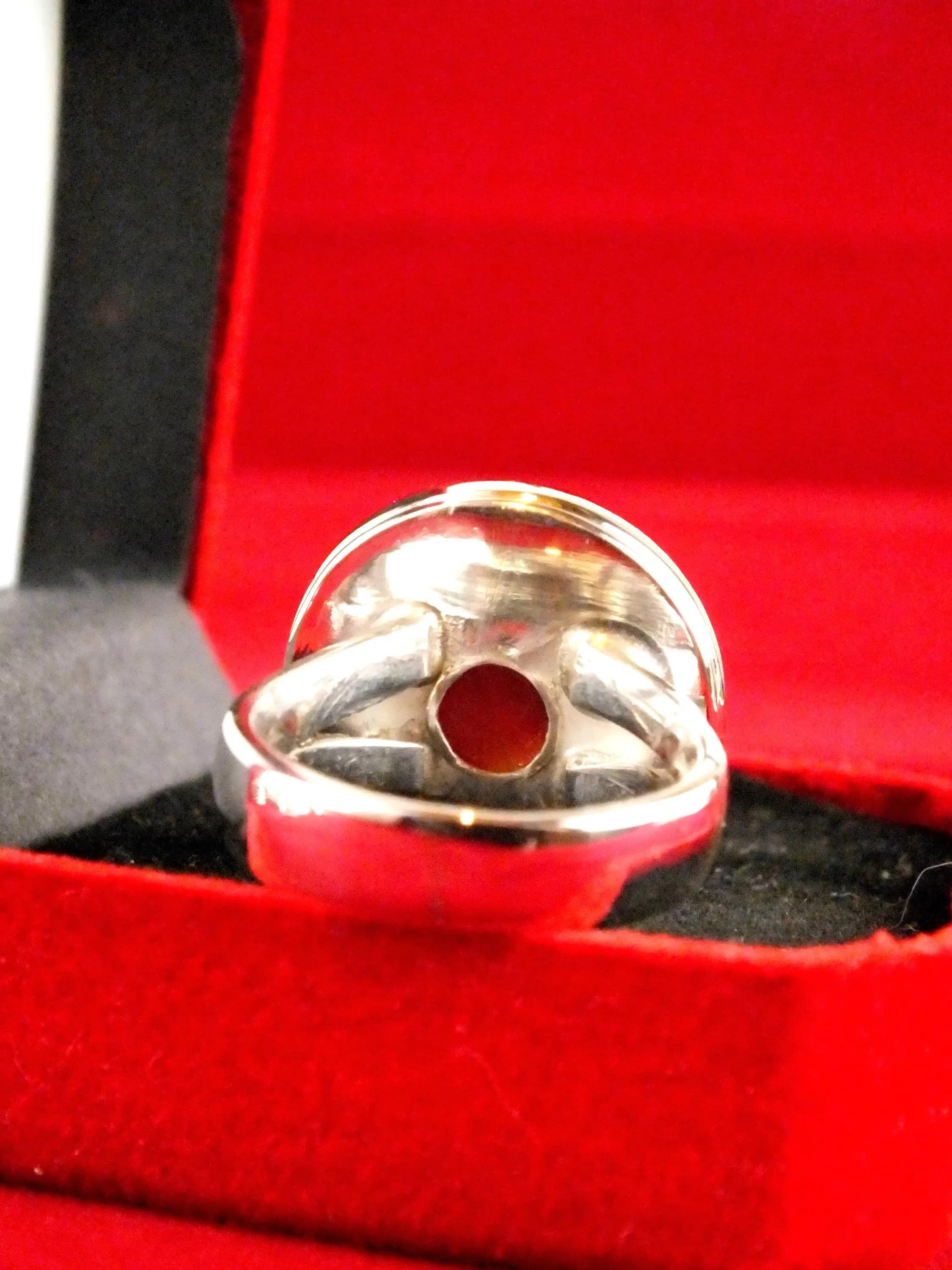 Amazing hand made size 9 Bahrini 990 sterling silver Aqeel work with red high quality agate (aqeeq) royal model - image 5