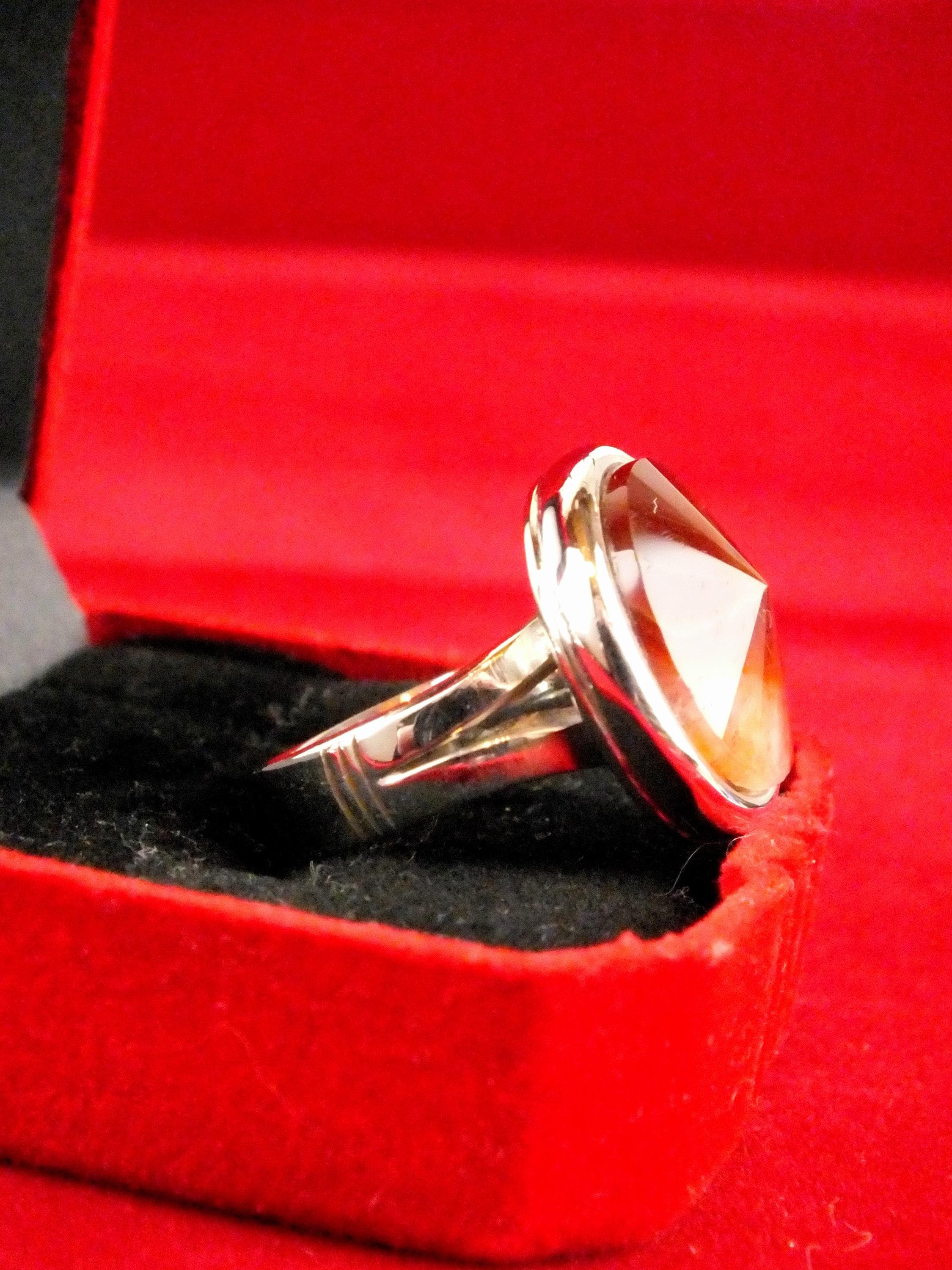 Amazing hand made size 9 Bahrini 990 sterling silver Aqeel work with red high quality agate (aqeeq) royal model - image 4