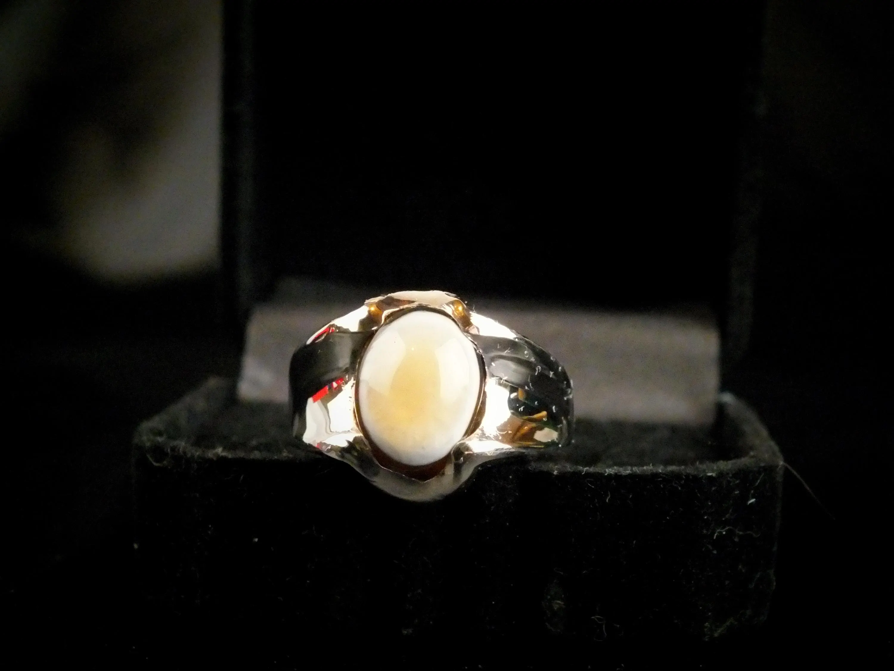 Beautiful hand made size 8.5 Bahrini 925 sterling silver with eye agate(Baqarani aqeeq) - image 3