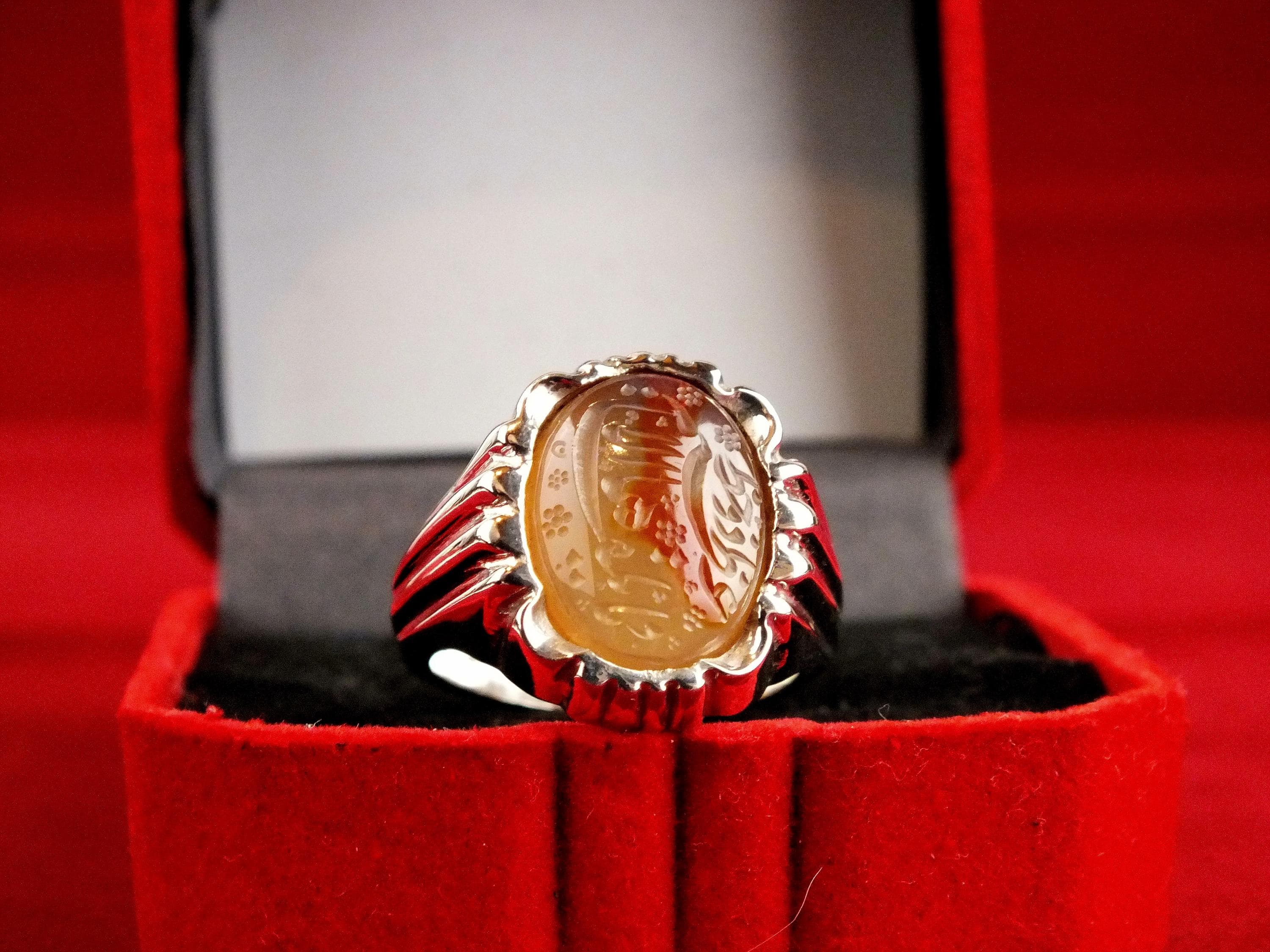 Vintage Sterling Silver yellow Yemeni Agate Ring, Engraved Arabic Calligraphy, Ottoman Style - image 2