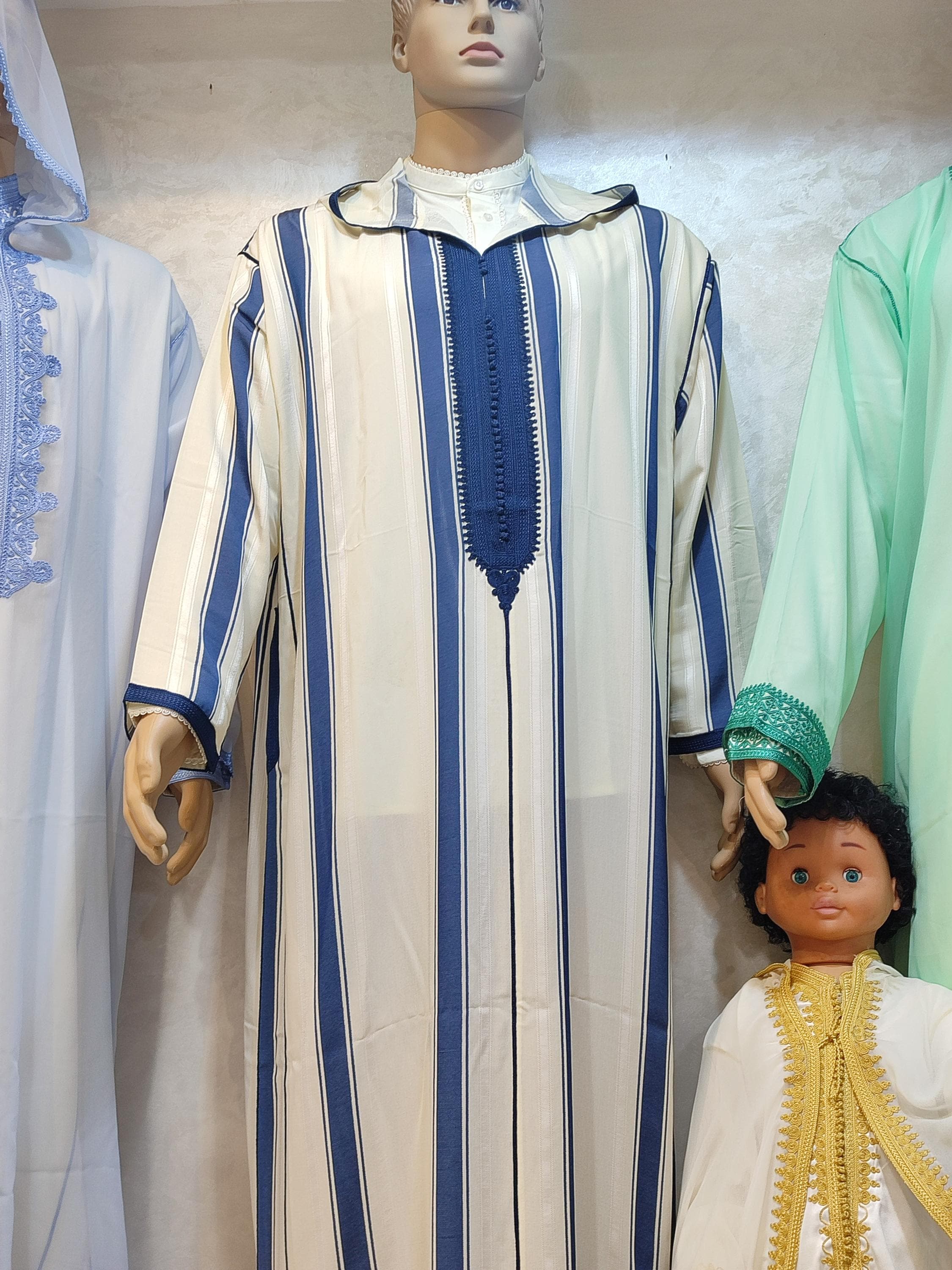 This complete set includes both a muslim kurta and matching thobe for men, offering versatility for various occasions. The muslim long kurta features intricate embroidery suitable for prayer jubbah use, while the accompanying mens thobe provides a more formal option for nikah dress events. Both pieces showcase authentic Moroccan djellaba influences with contemporary styling. The linen djellaba option ensures breathability for warmer months