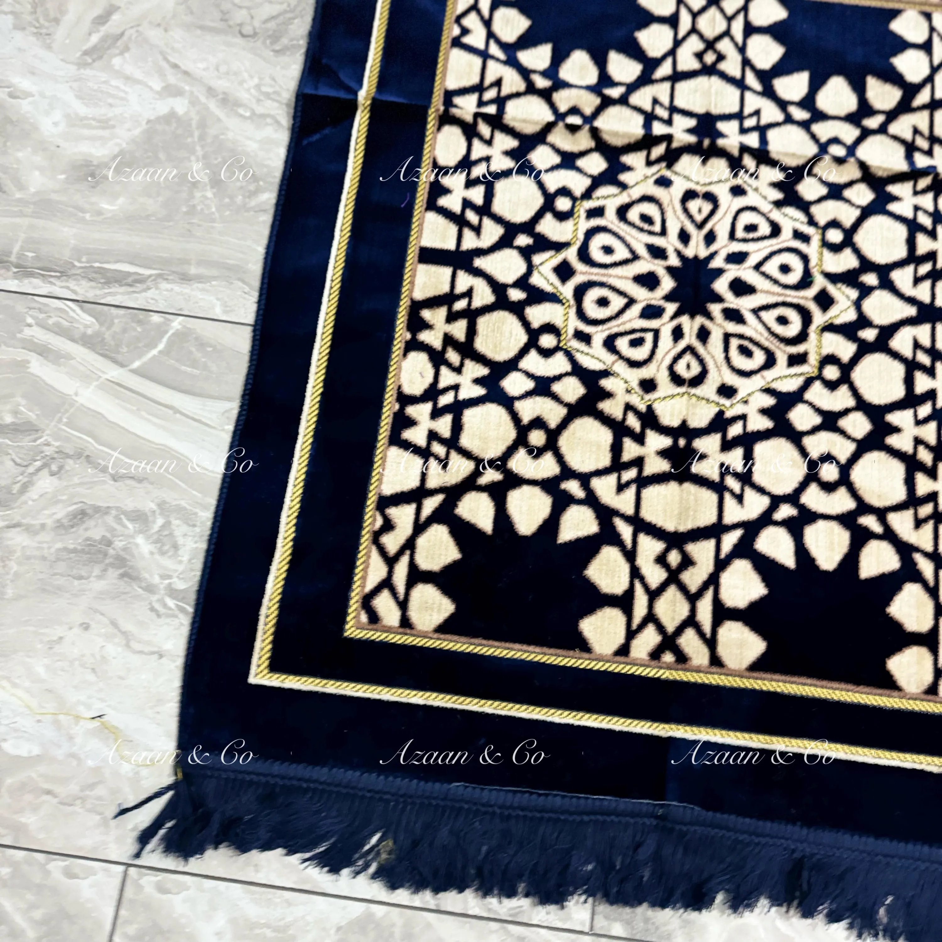 Soft Prayer Mat Islamic Pattern Size 70cm × 110cm Janamaz Salah Mat Carpet Rug Made in Turkey Turkish Velvet Everyday prayermat Ramadan Eid - image 5