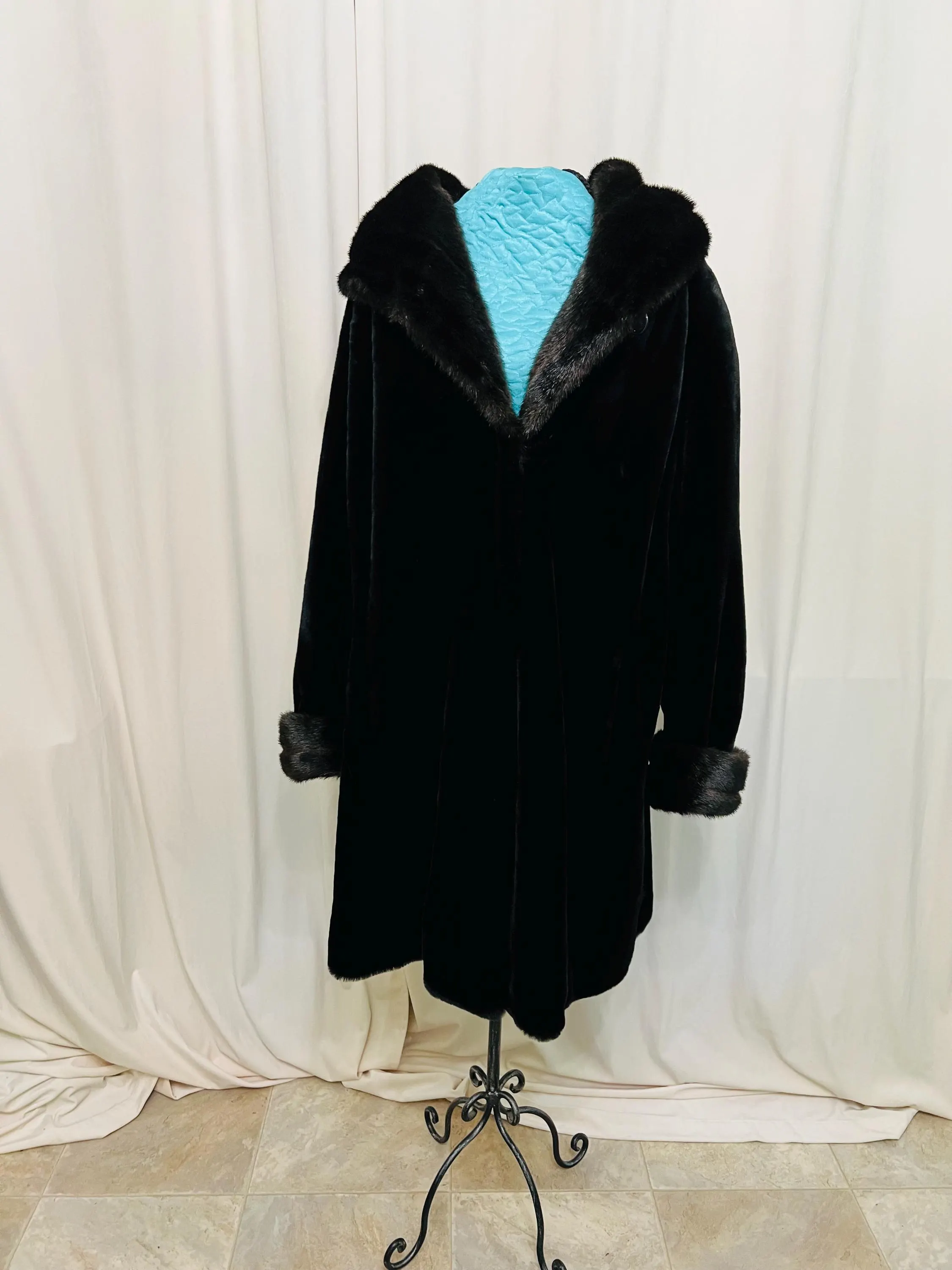 Vintage Gallery Black Velvet and Faux Fur Winter Hooded Coat, Size XL