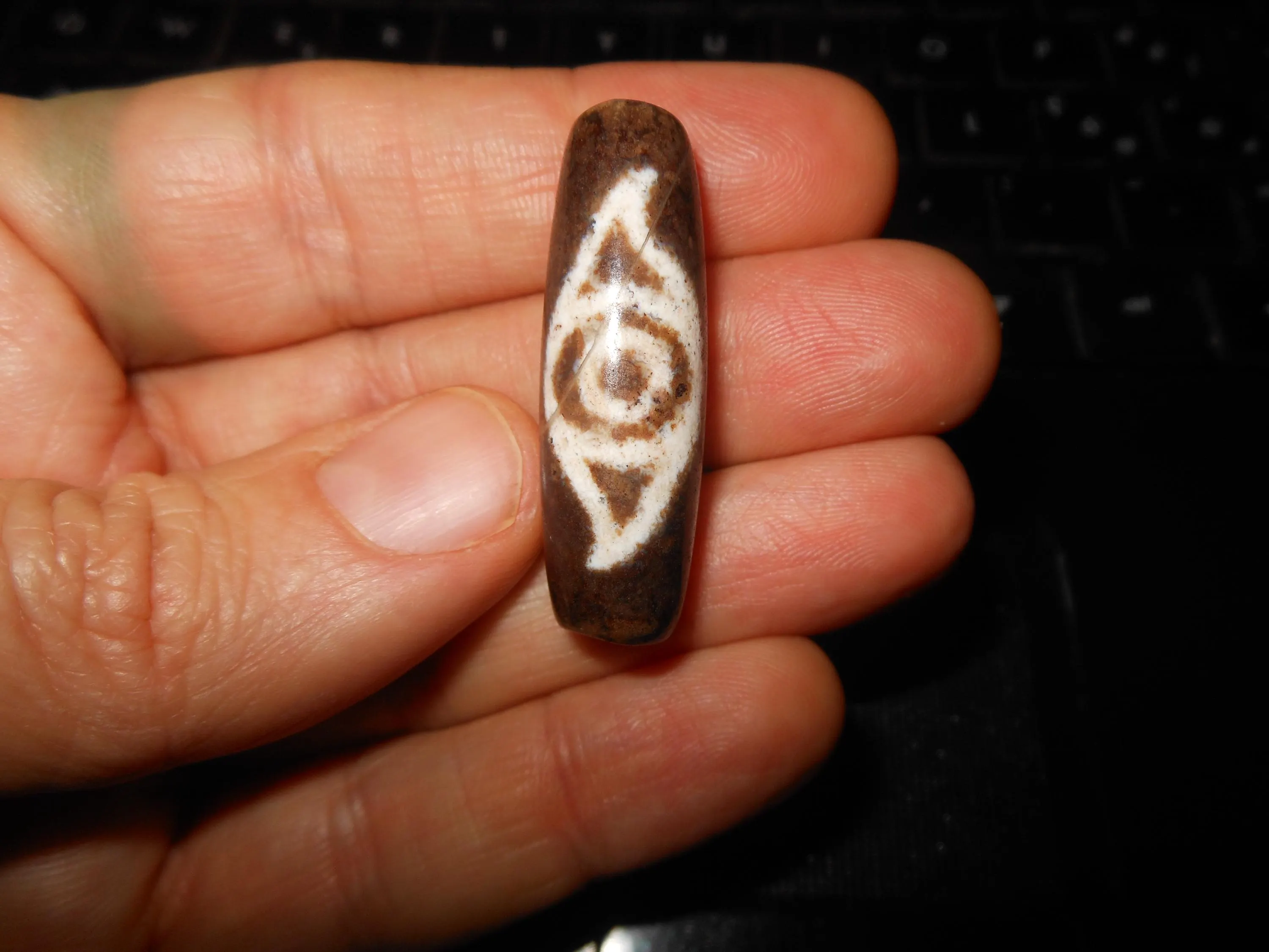 no. 67 - Phoenix Eye - Tibetan Dzi Amulet - Amuleto Dzi Tibetano - Tibetische Dzi Amulett - image 4