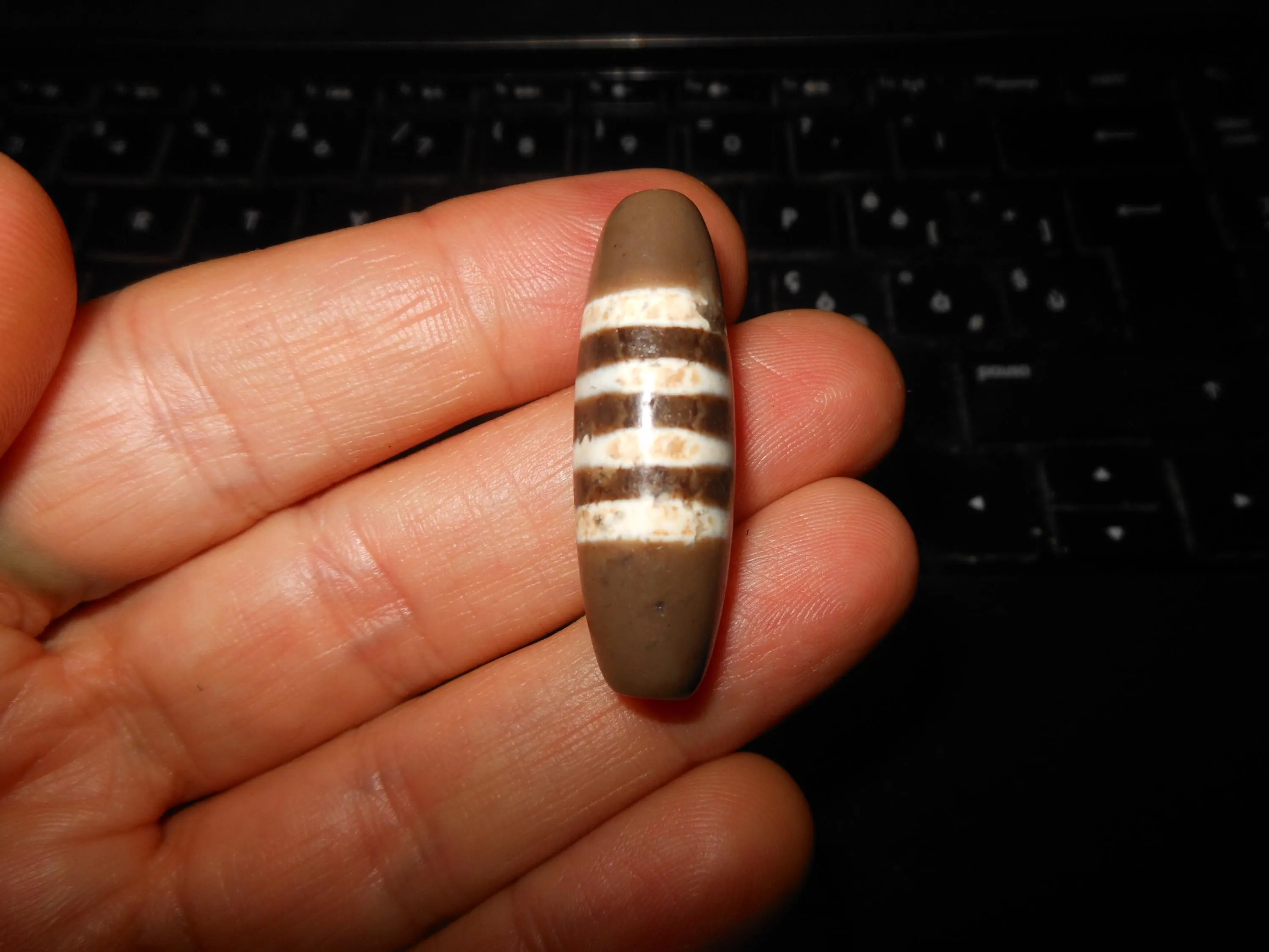 no. 91 - Chung Dzi - Tibetan Dzi Amulet - Amuleto Dzi Tibetano - Tibetische Dzi Amulett - image 5