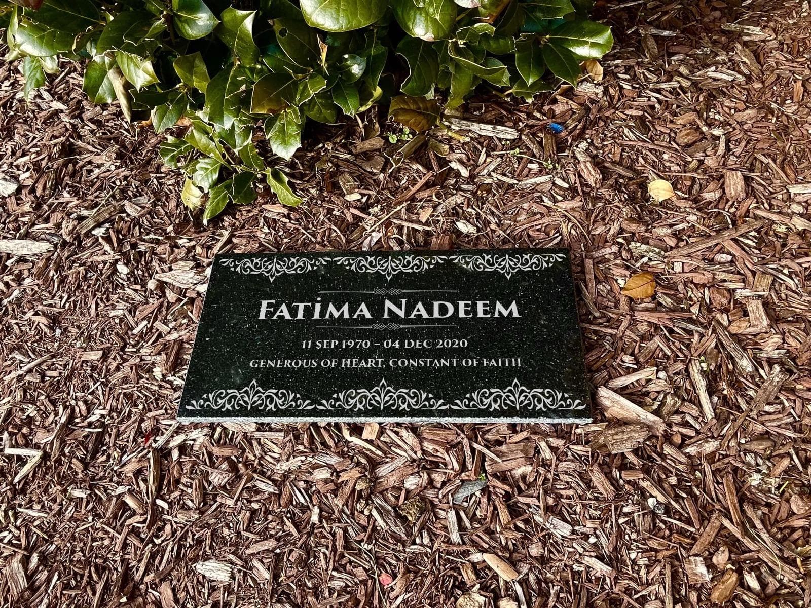Custom Black Granite Memorial Stone • Islamic Grave Marker • Personalized Arabic Engraved Handcrafted Qabr Headstone - image 2