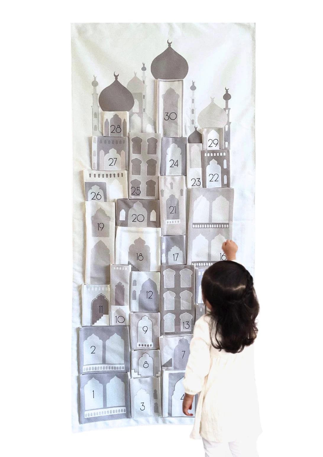 beige / Neutral Mosque 30 Day Pocket Ramadan Good Deed Calendar Eid Ramadan Gift Quran Iftaar Duaa musallah Islamic muslim hajj umrah arabic hijab