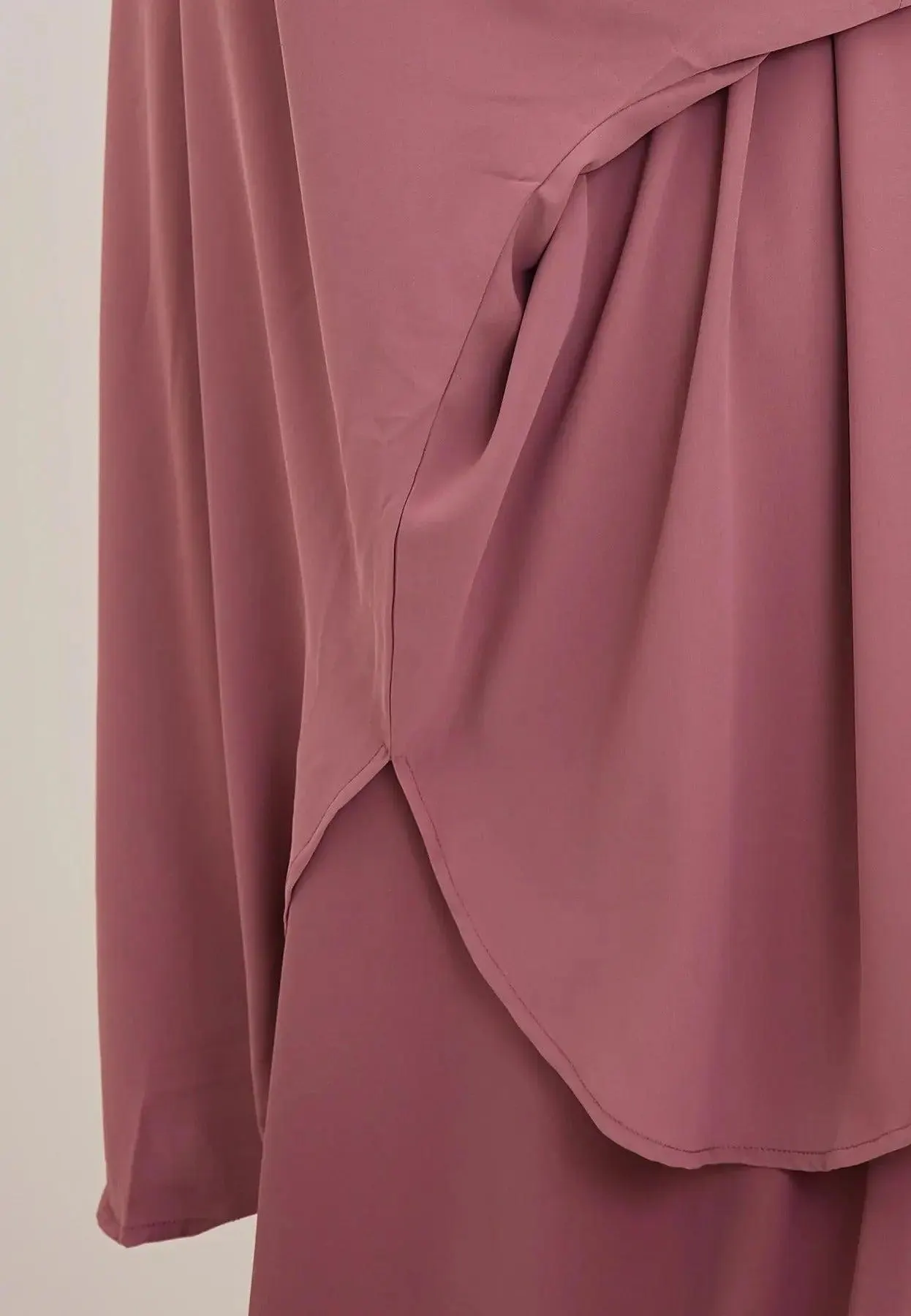 Jilbab Set Rosewood – Premium Two Piece Medina Silk Modest Wear - image 5