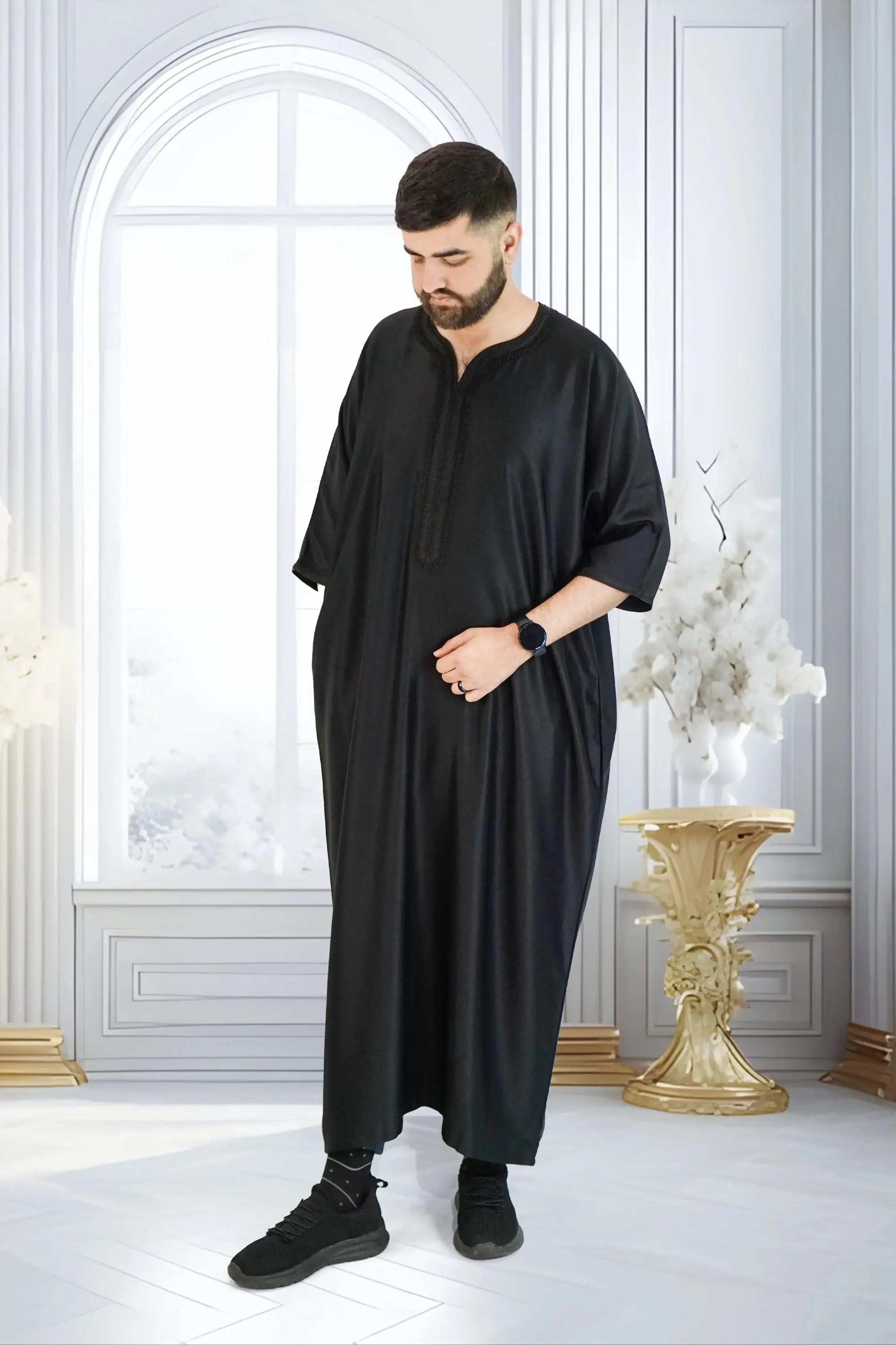 Moroccan Gabardine Short Sleeve Thobe – Black Traditional Men’s Jubba with Elegant Embroidery - image 3