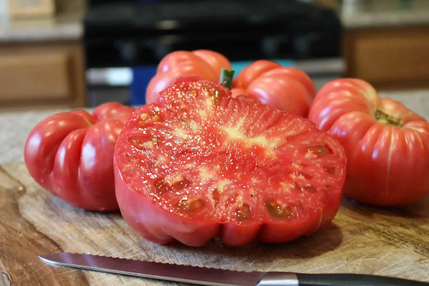 Tomato "Delicious". 25 seeds, World Record for Size, Heirloom, Sweet and Juicy! - image 4