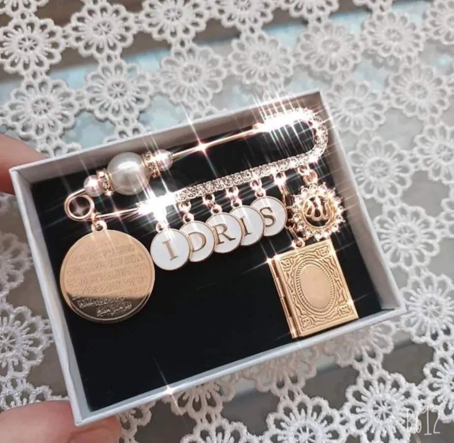 Personalised Ayatul Kursi & 4Qul Baby Brooch, Islamic Baby Name Pin, Double sided and Double protection nazar pin.