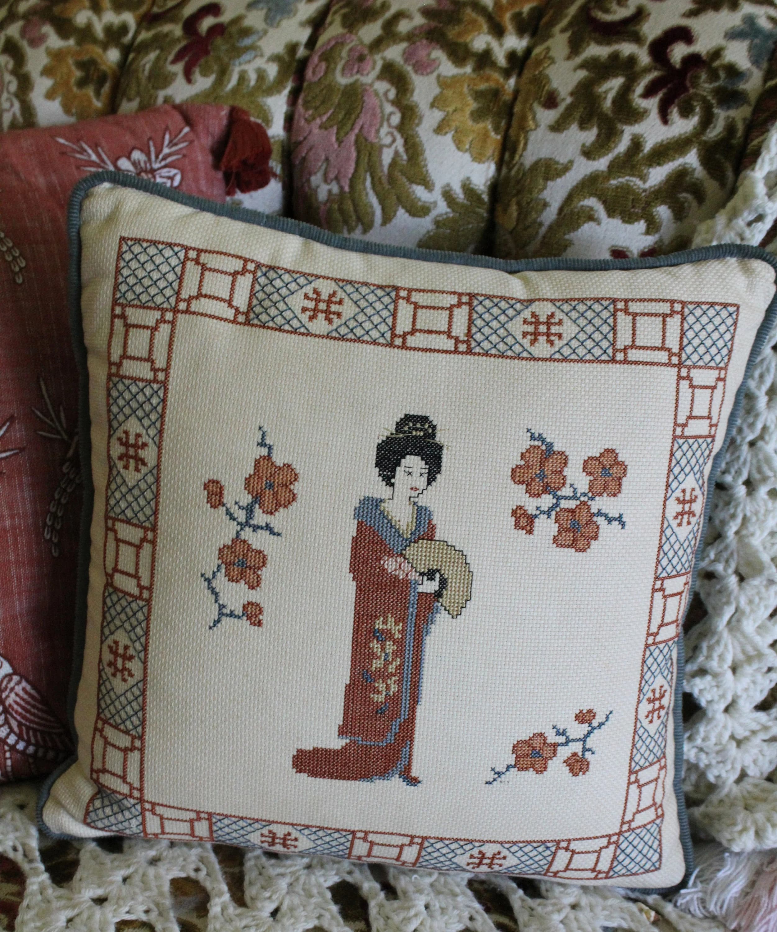 Vintage Japanese Lady In Kimono Cross-Stitch Decorative Toss Pillow 1980s - image 5