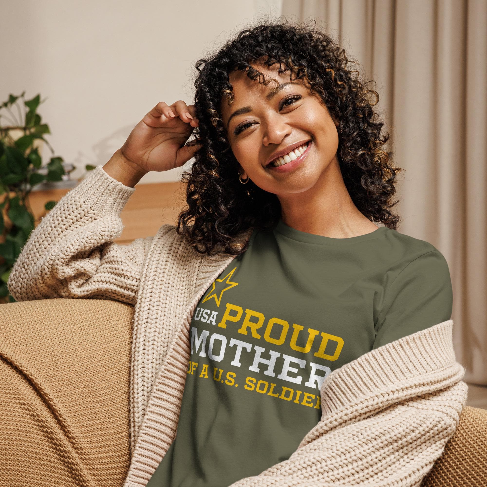 Soldier Mom T-Shirt Military Green Army Mother Women's Relaxed Tee