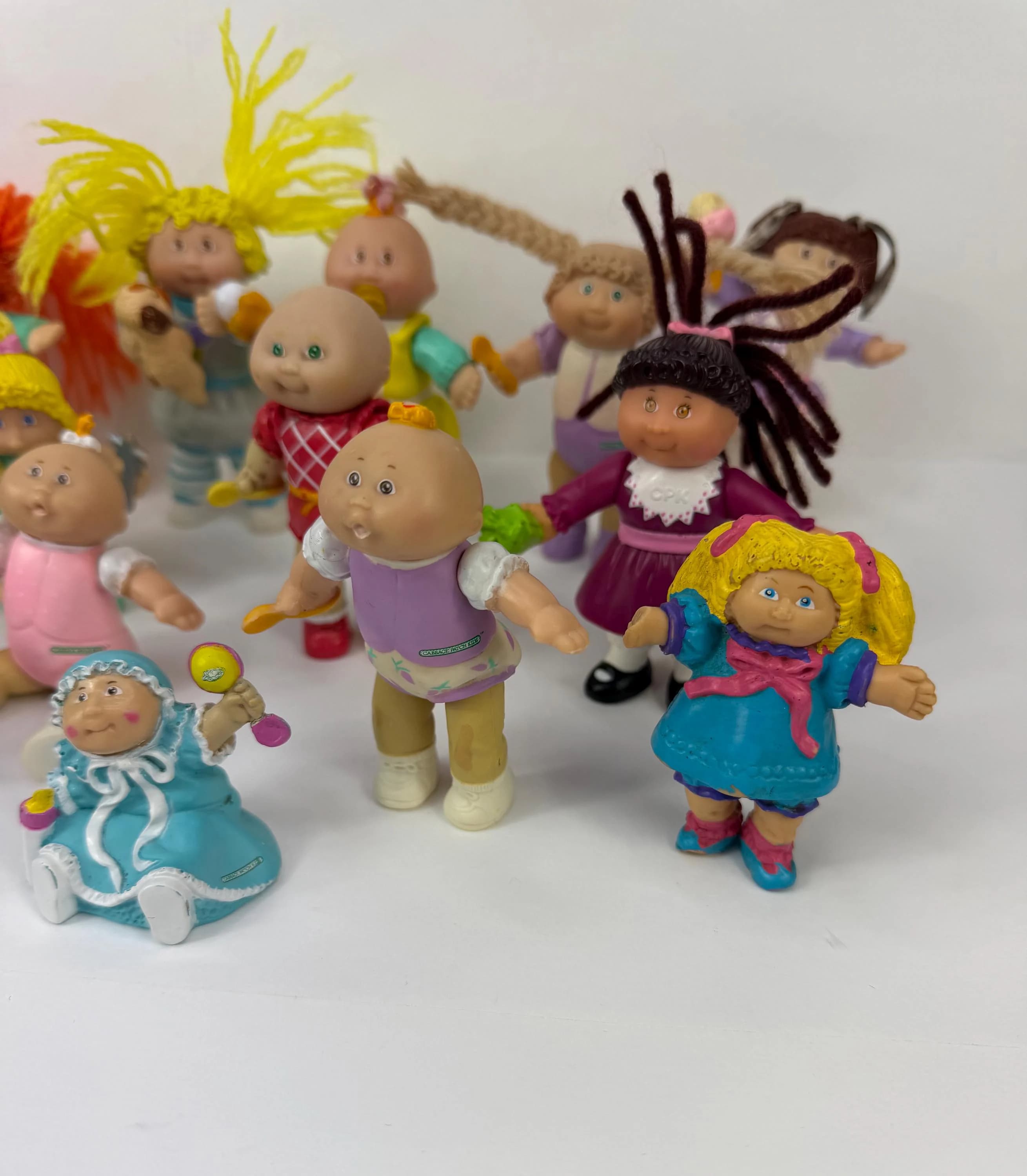 Vintage Cabbage Patch Kids Mini Figures Lot of 17 OAA Inc 1980s Collectible Dolls - image 3