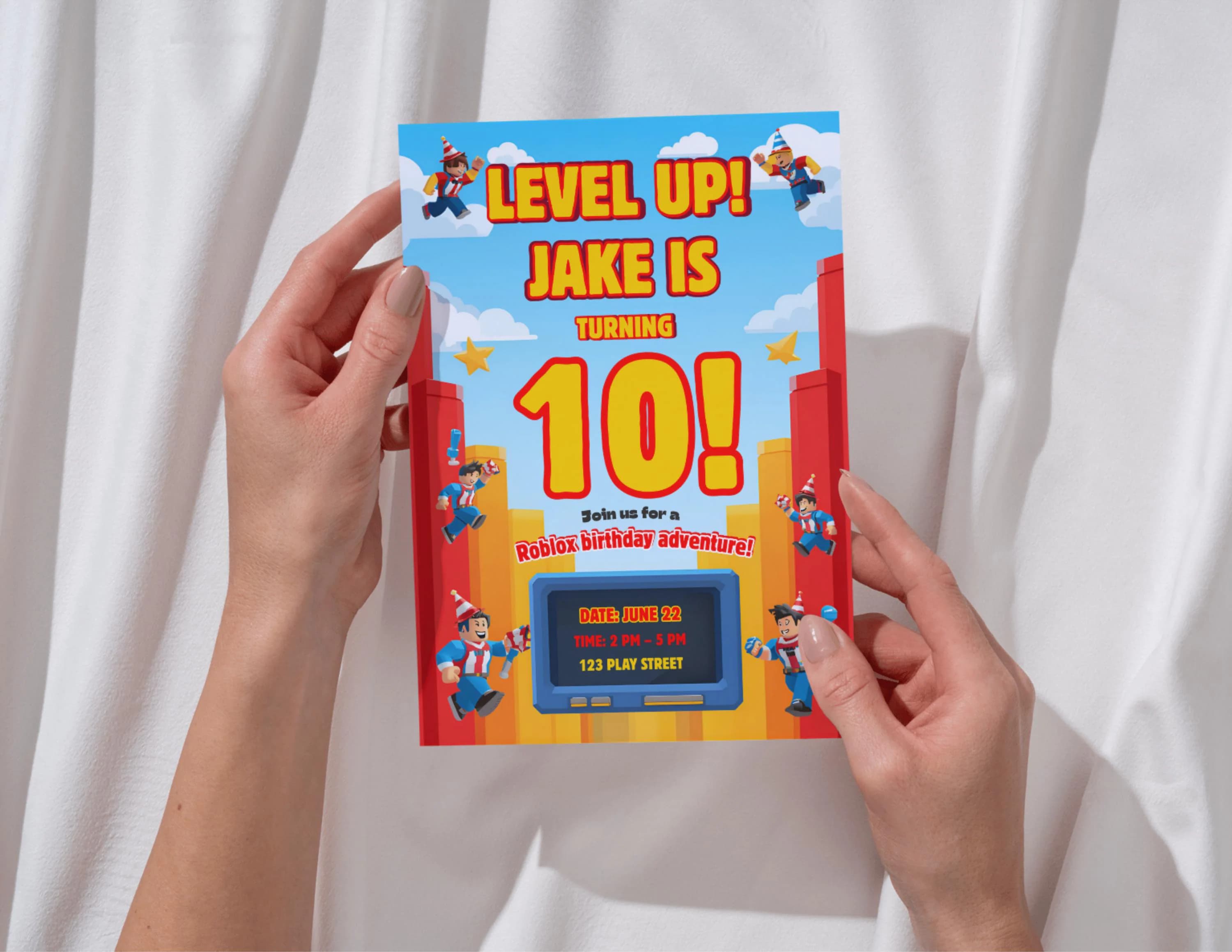 Roblox Birthday Invitation, Level Up Gamer Party Invite, Editable Canva (Digital Download)