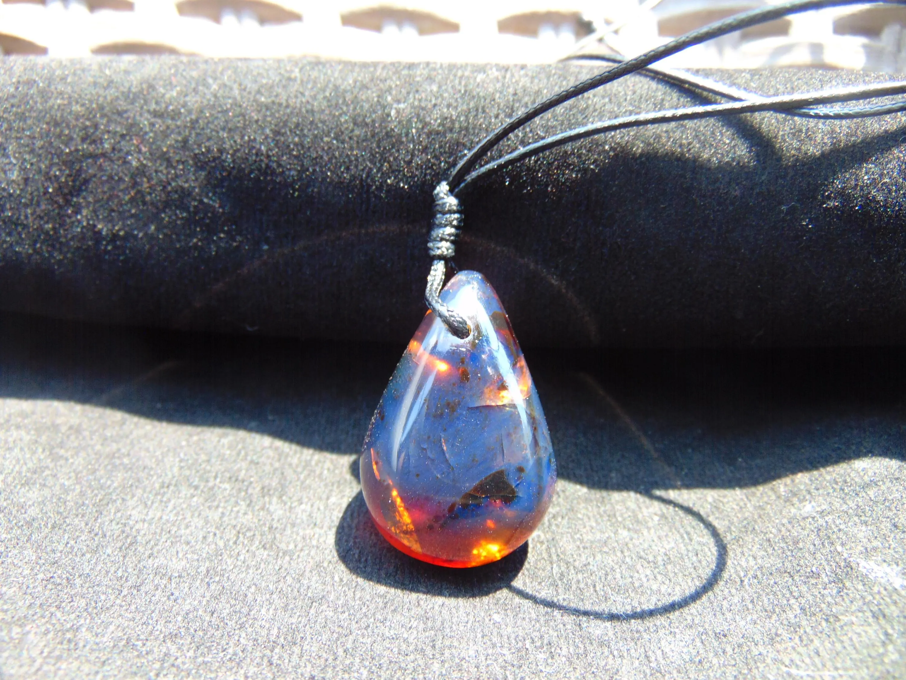 Genuine Natural Indonesian Blue Amber Pendant 7 gr – PBA966 - image 3