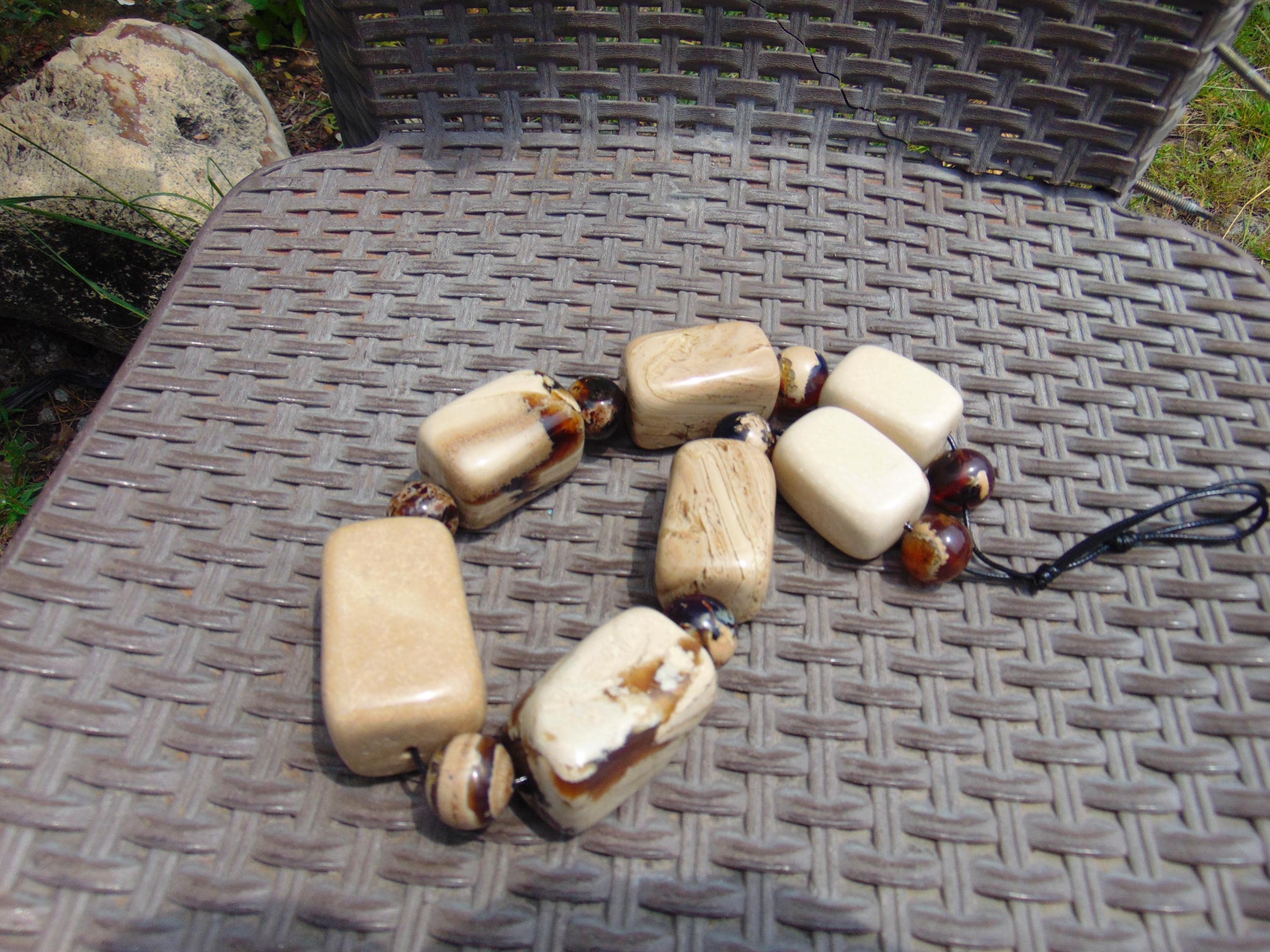 Genuine Natural Indonesian white Amber 11 Big Square Beads Pendant 314 gr – AWKK2