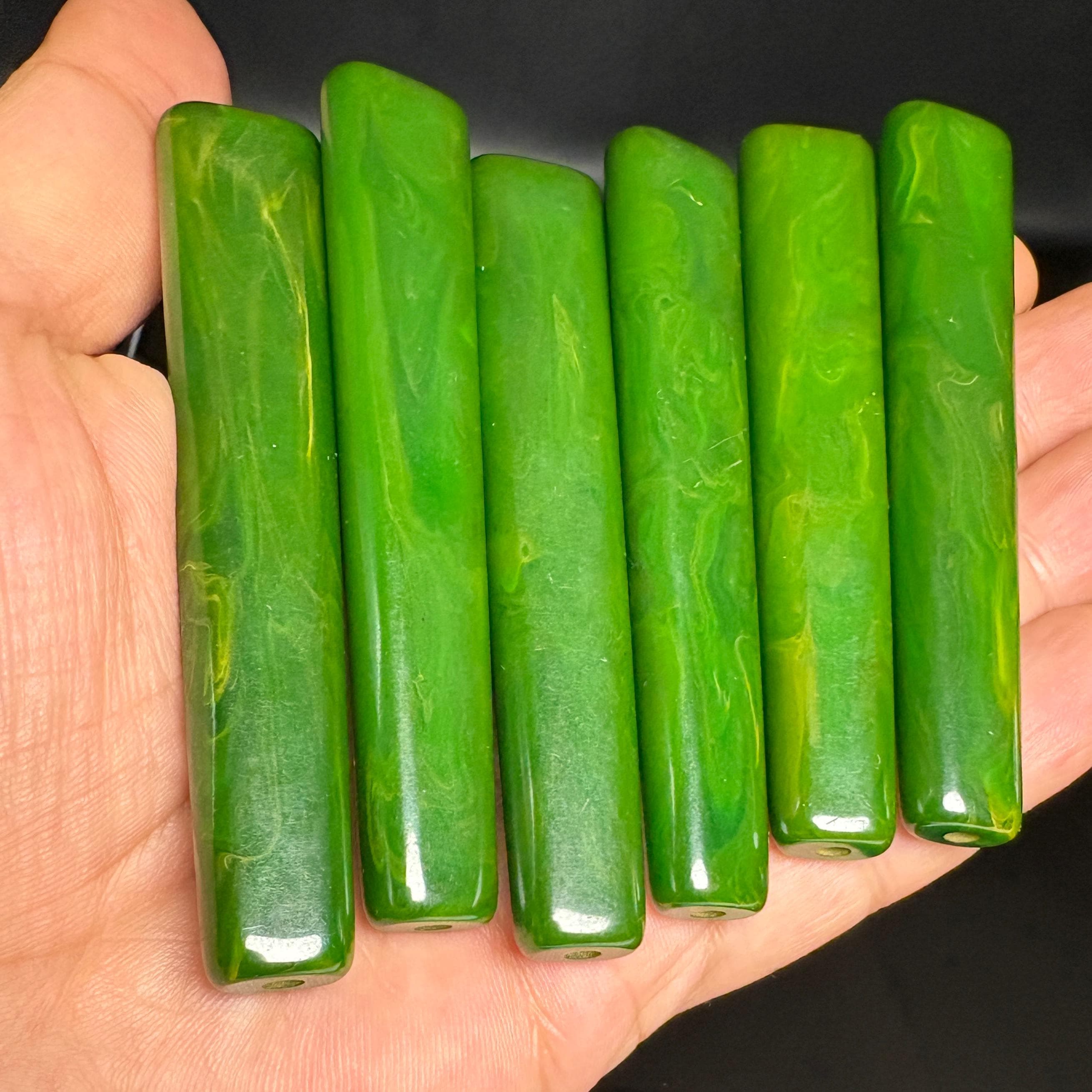 74.70 g Vintage Green Catalin Knife Handle Blanks – 6 Piece Craft Supply Set