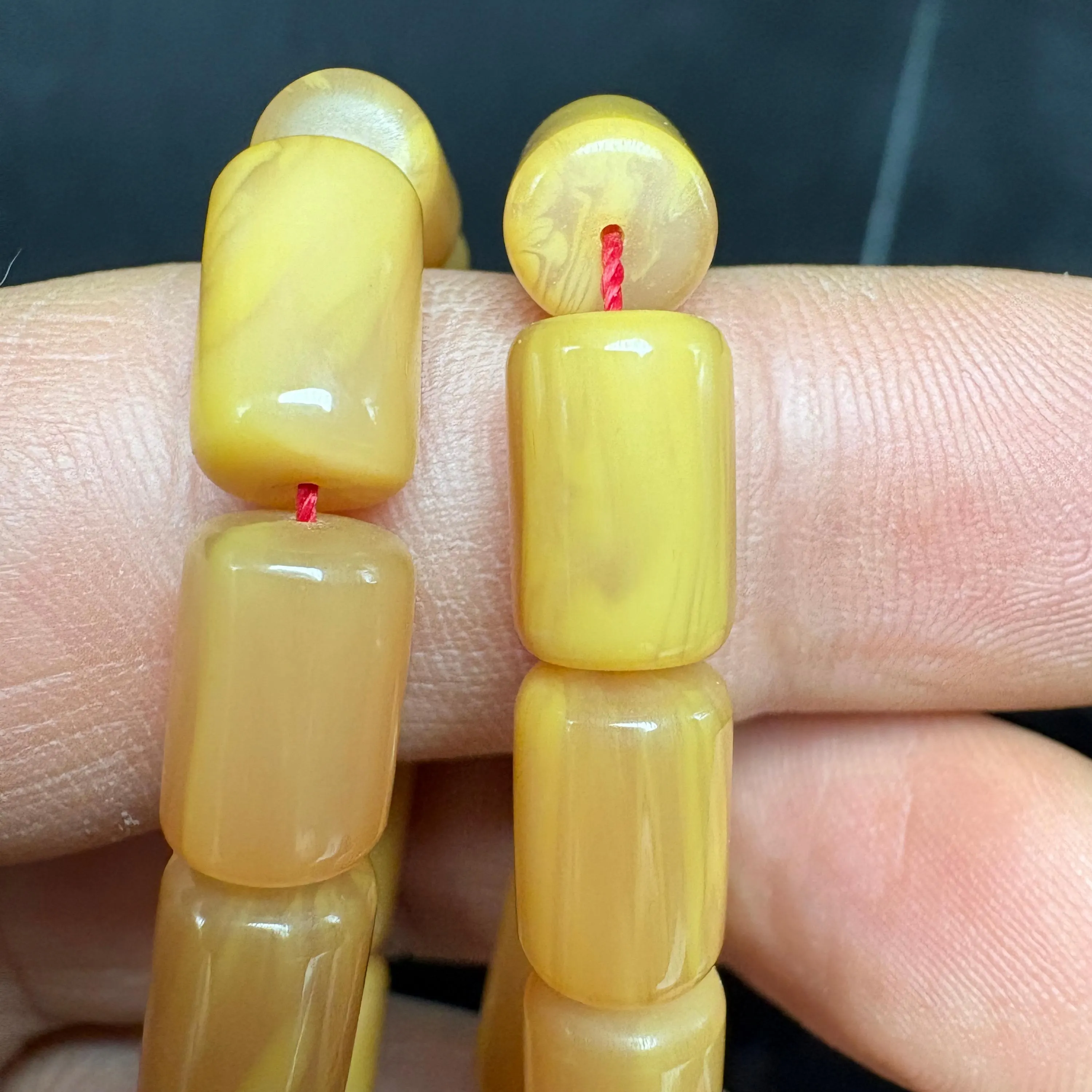 Subha from Mahjong Rack, Lilac Butterscotch Honey Catalin, Marbled Bakelite Prayer Beads - image 4