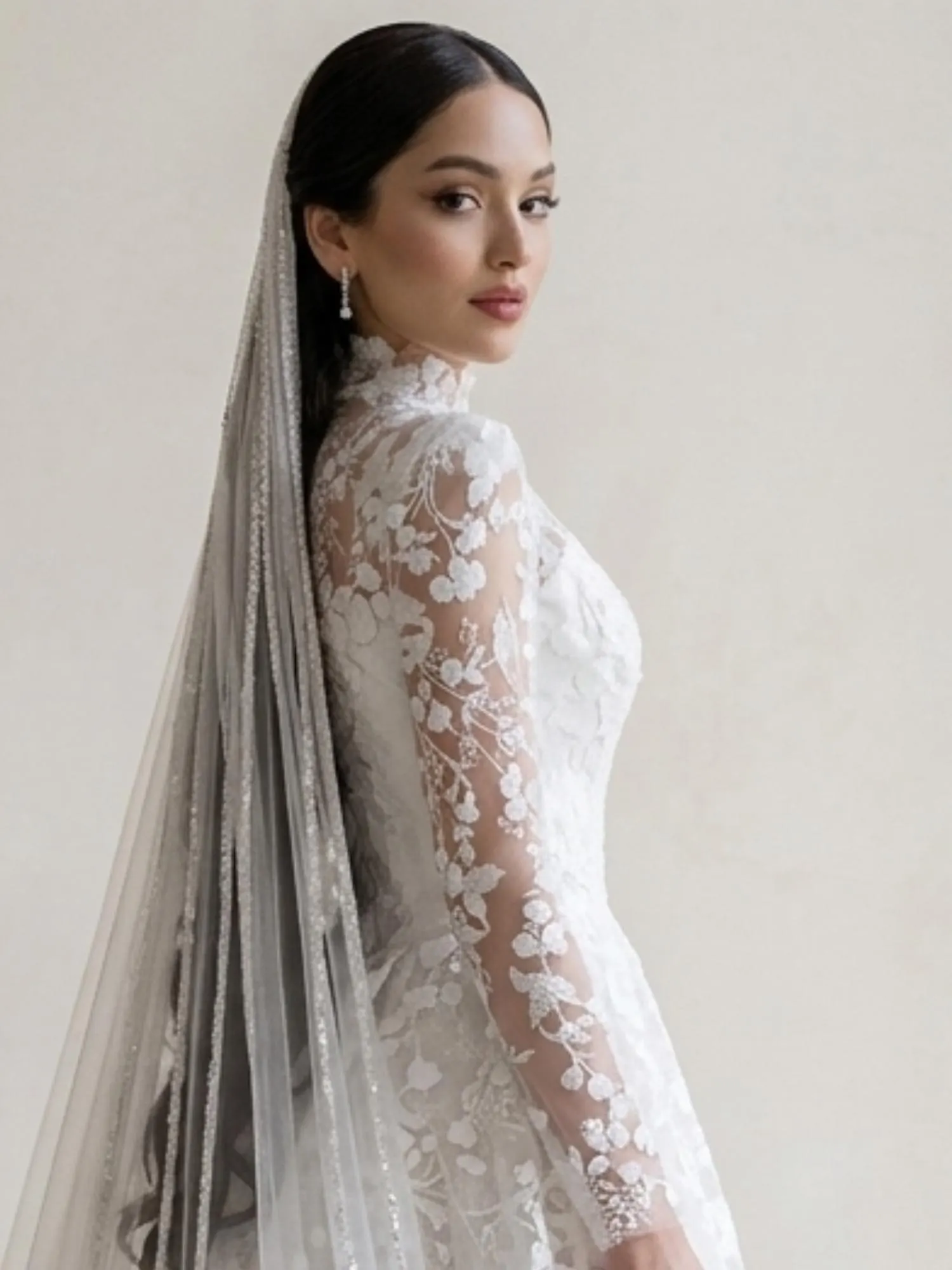 Custom Vintage Lace Wedding Dress High Neck A-Line Bridal Gown Floral Appliqué Princess Bride Dress Elegant Wedding Gown - image 5