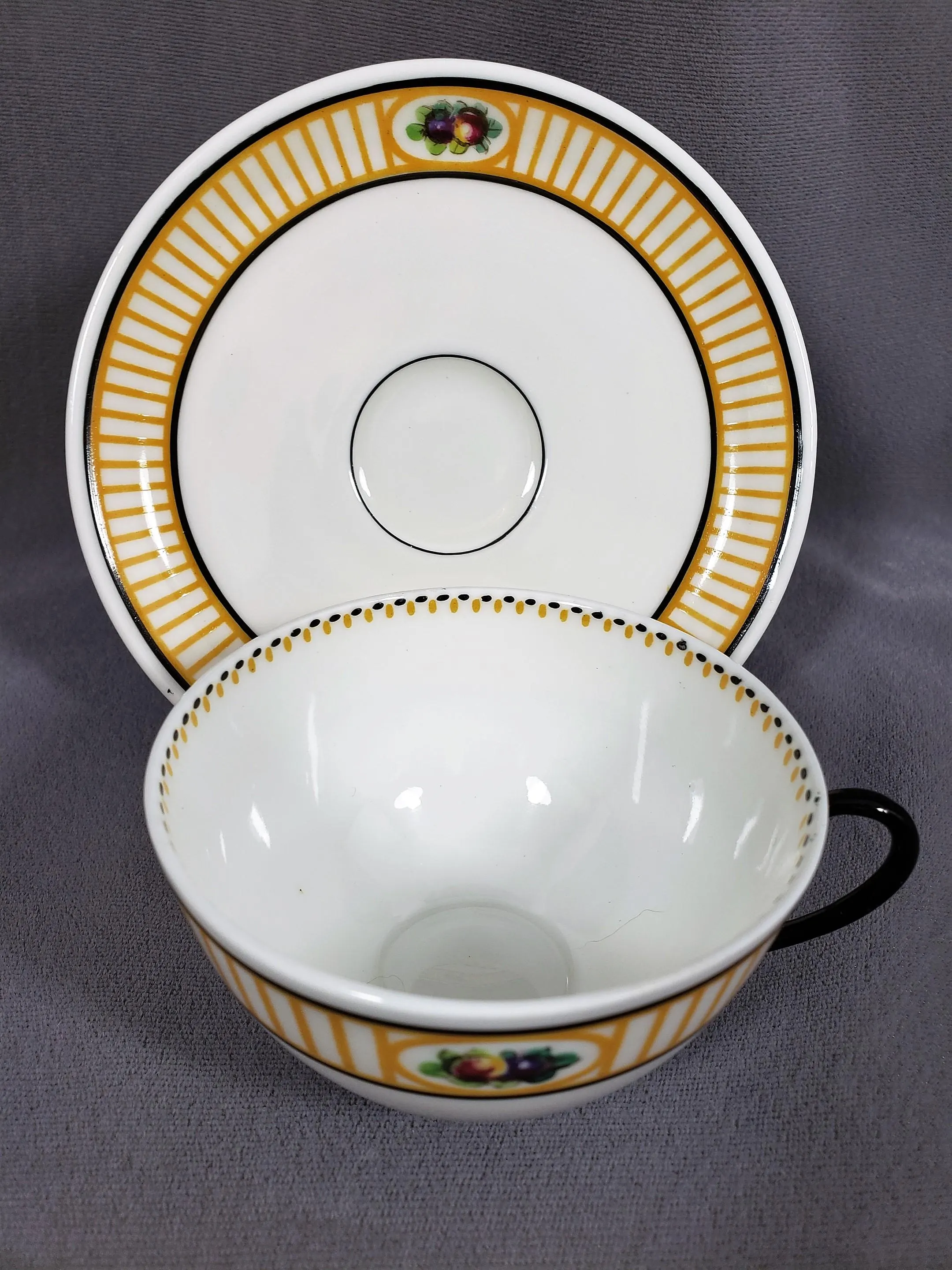 Antique Royal Doulton Art Deco Tea Cup & Saucer - RARE 1912 Robert Allen Studio Fruit Pattern - image 4
