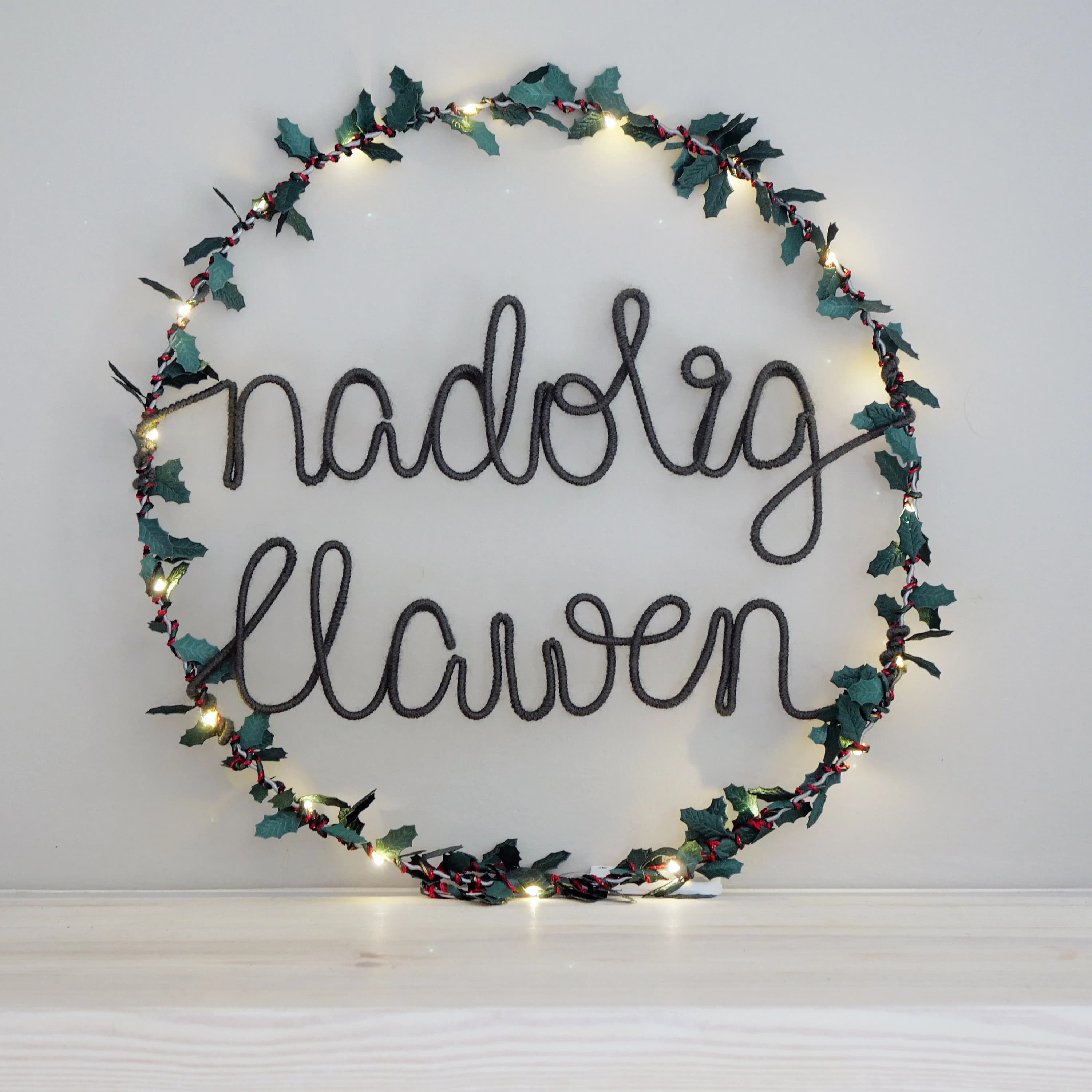 Nadolig Llawen Light-Up Wreath: | Welsh Christmas Decor - image 3
