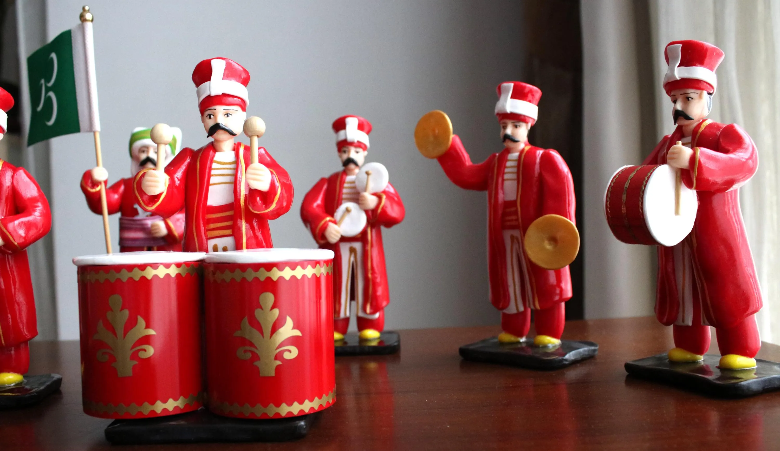 Handmade Original Ottoman Art Hardened Dough figurines Ottoman Figurines Ottoman Mahter Band Ottoman Mehteran Band Original Handmade Figurines Handgemachte Kunst Handgemachte Geschenk osmanlı Mehteran Takımı Ozel Tasarım Ozel Takım Special Design of Ottoman Traditional Art Best gift for Ottoman Lovers Ottoman Gift Ottoman Art Handmade Ottoman Art Mehteran Band Mehter Band Special gift of Ottoman Art Unique Set of Mehter Set of 8 Mehteran Music Band Mehter Takımı Hediyelik Set